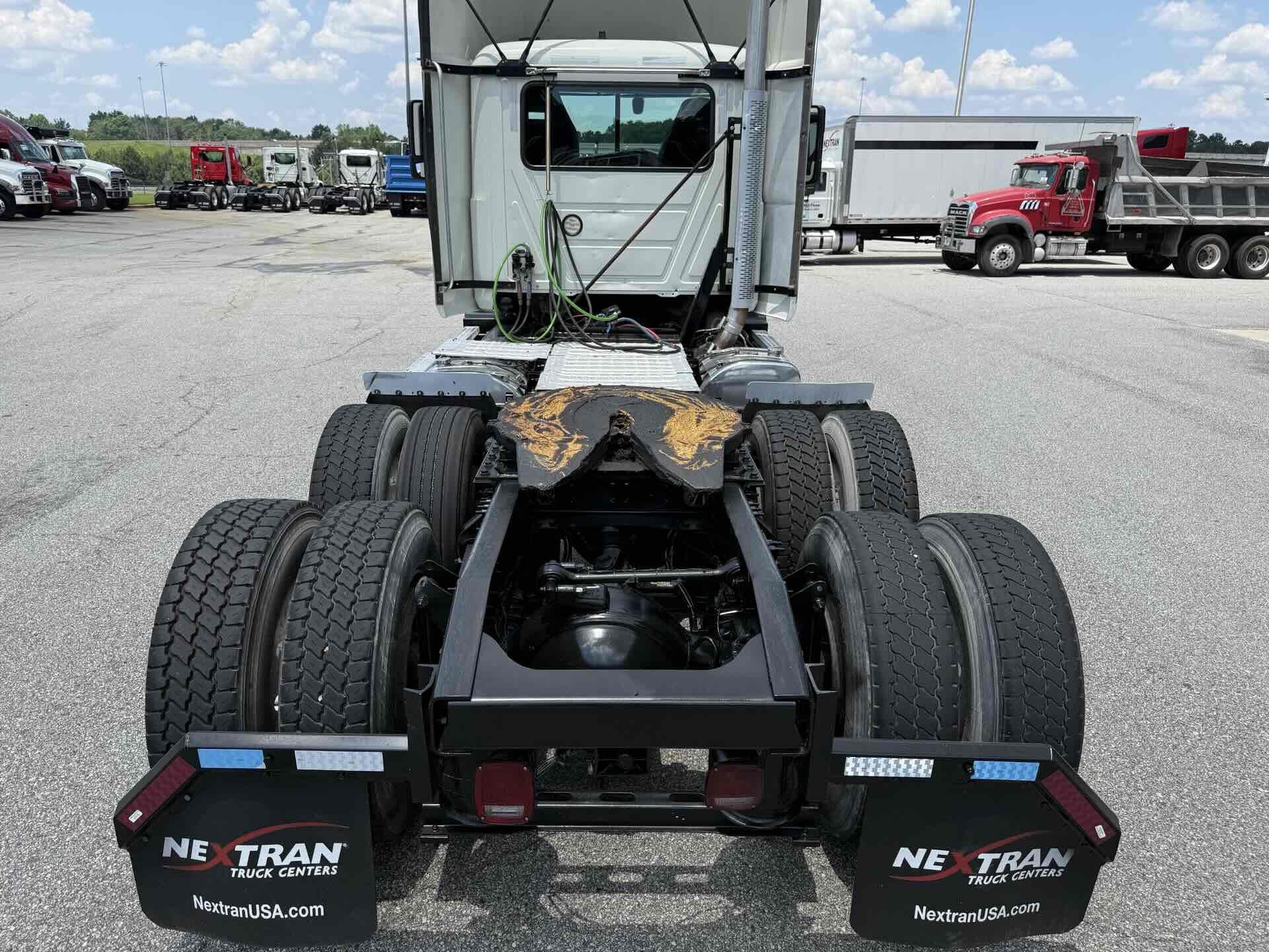 2022 Mack Anthem in Duluth, GA — photo 4