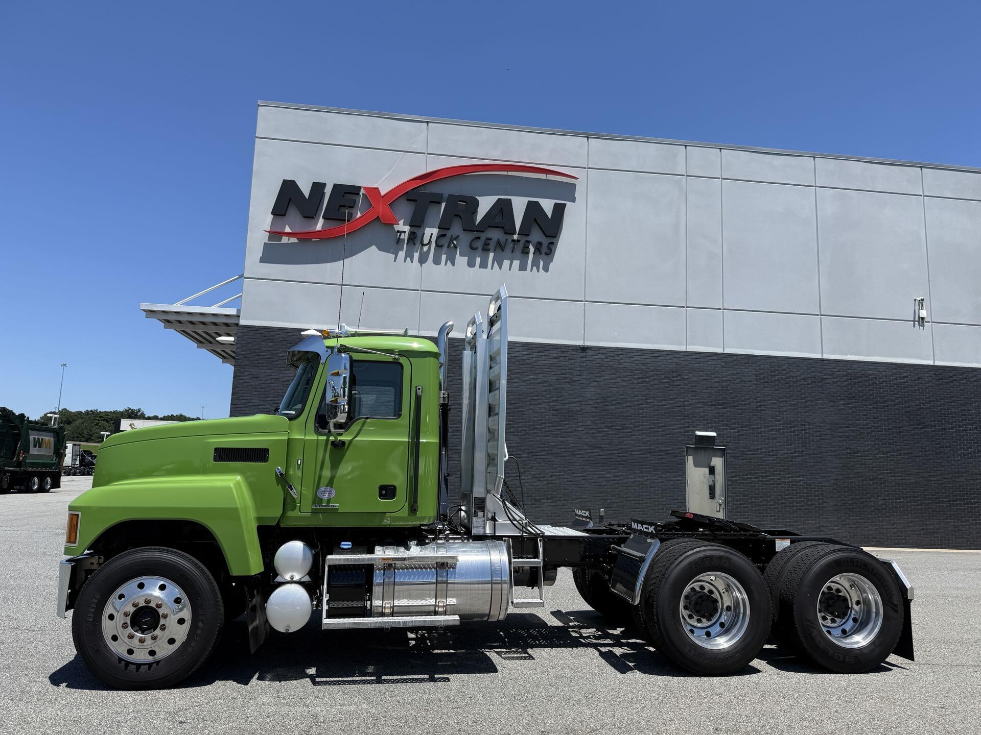 2022 Mack Pinnacle in Duluth, GA — photo 2