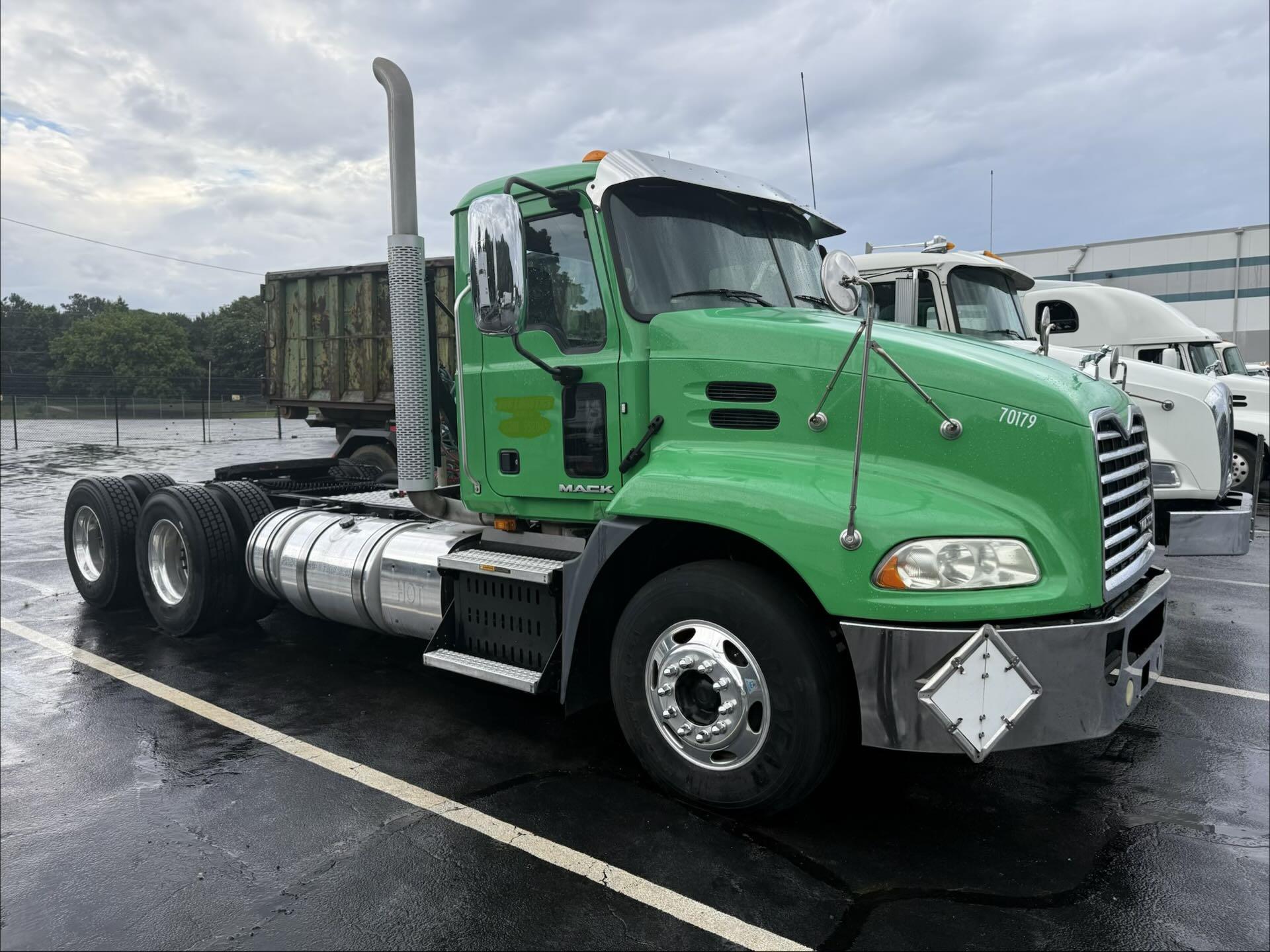 2016 Mack CXU613
