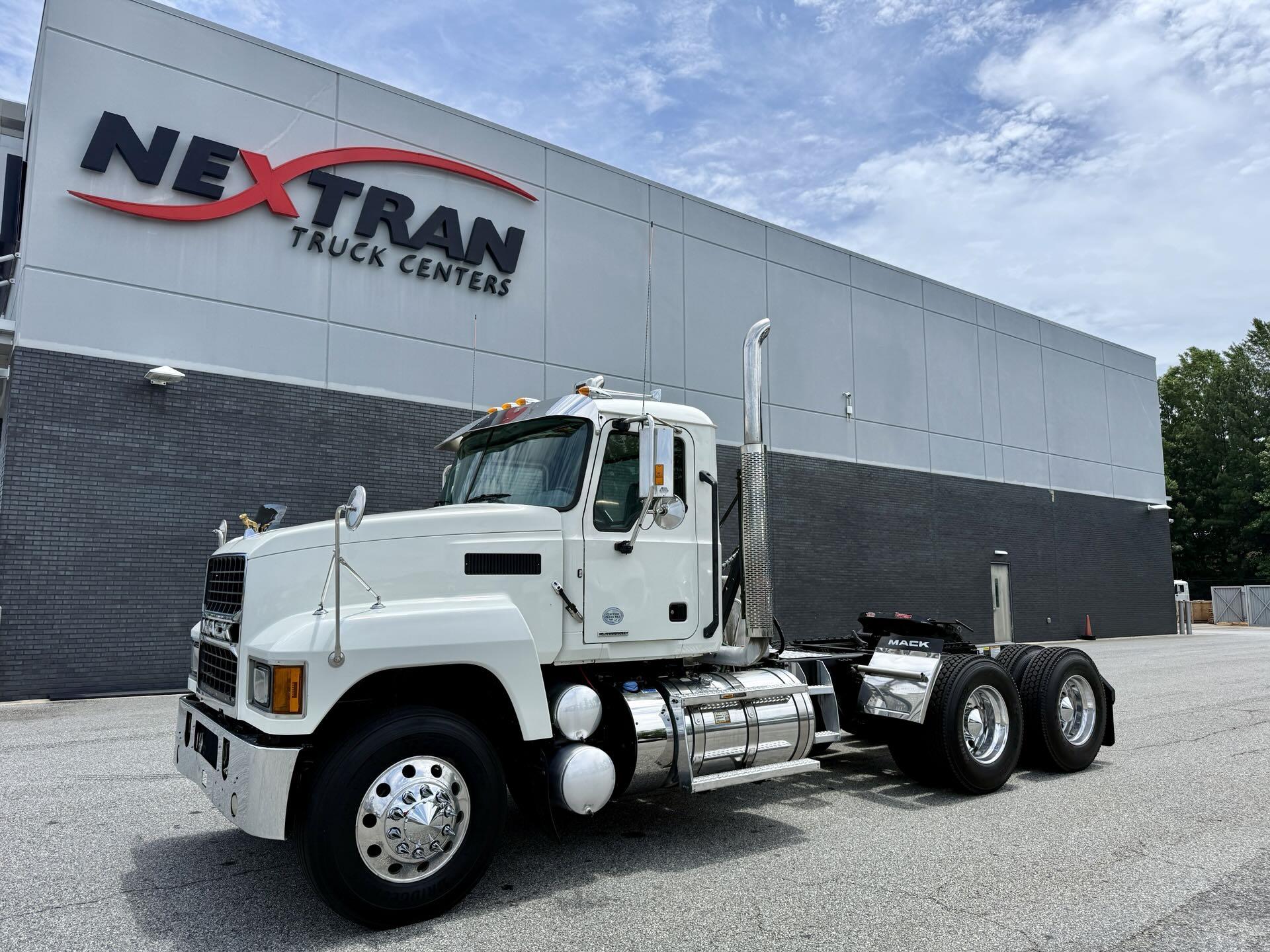 2020 Mack PI64T