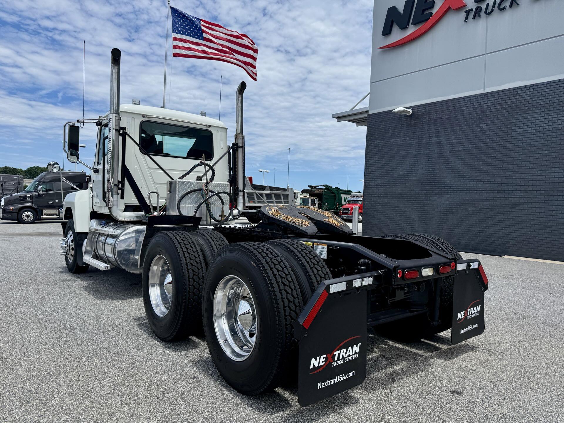 2020 Mack Pinnacle in Duluth, GA — photo 2