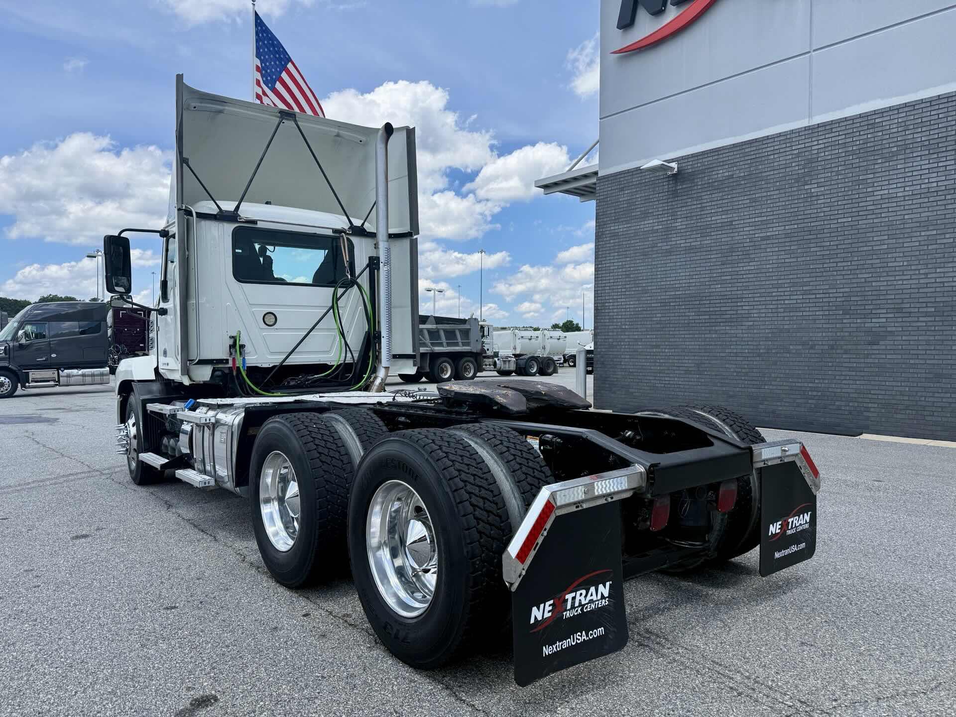 2022 Mack Anthem in Duluth, GA — photo 3