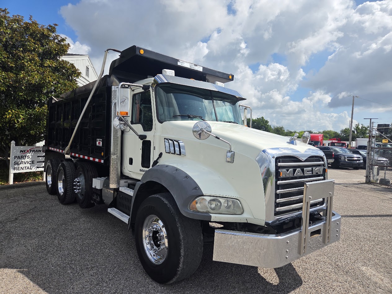 2017 Mack in Jacksonville, FL — photo 3