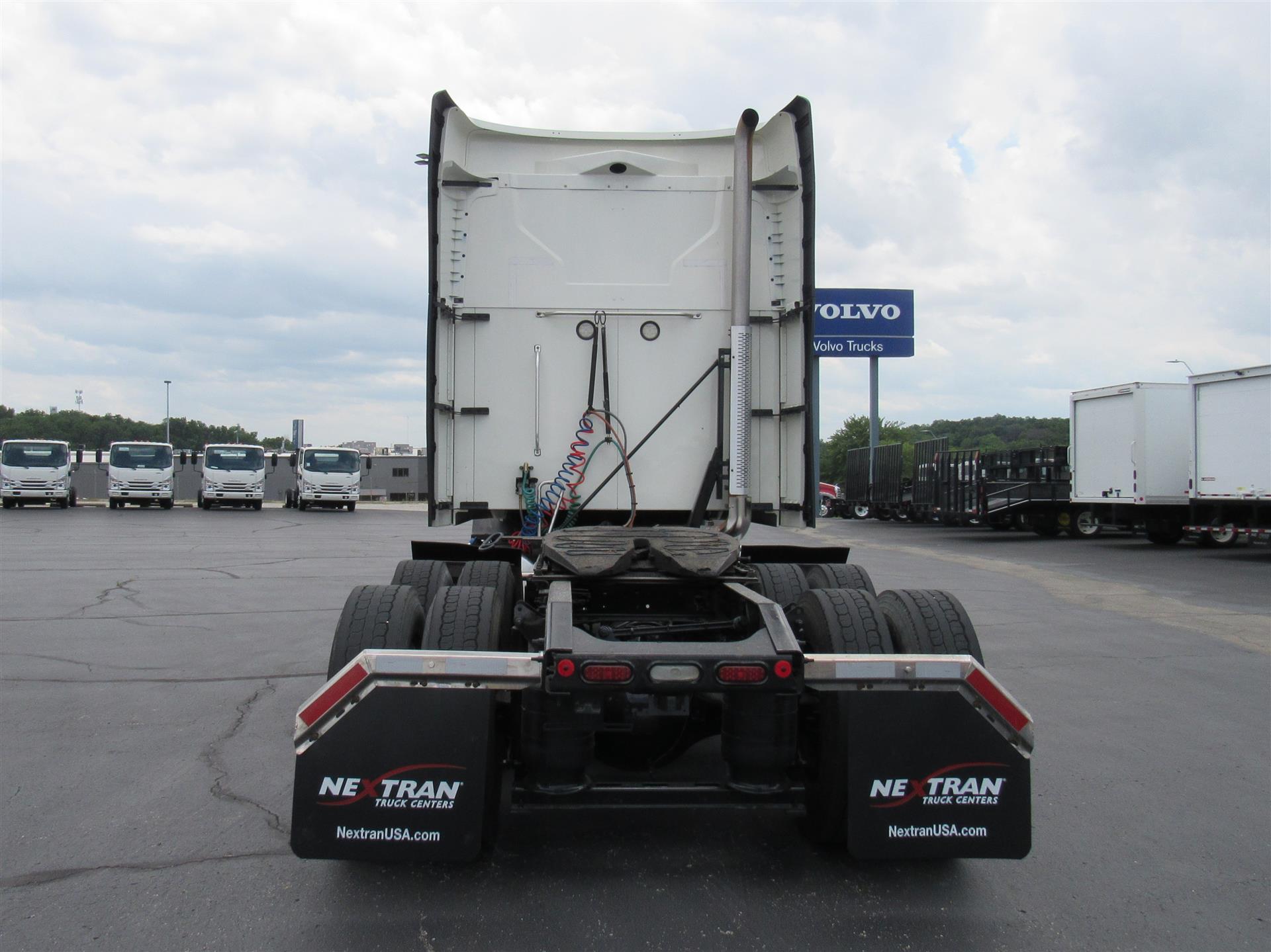 2023 Mack Anthem in Kansas City, MO — photo 5