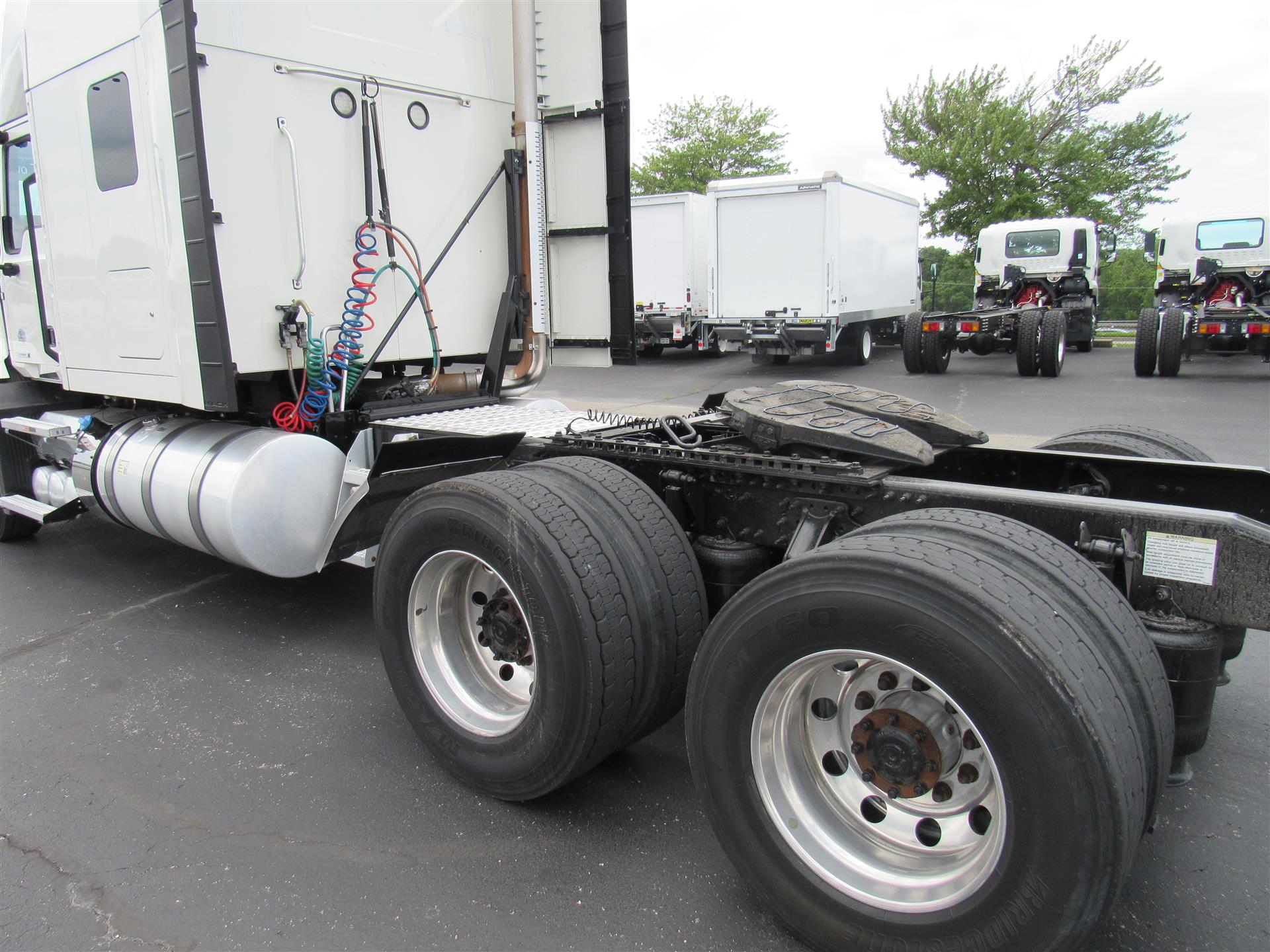 2023 Mack Anthem in Kansas City, MO — photo 4