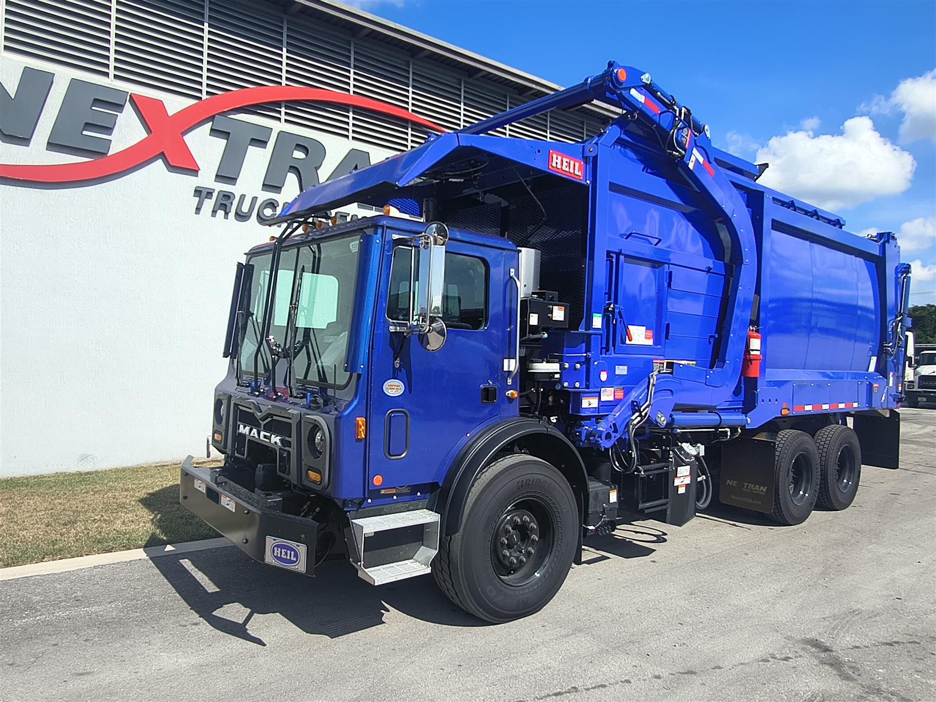 2026 Mack TE64