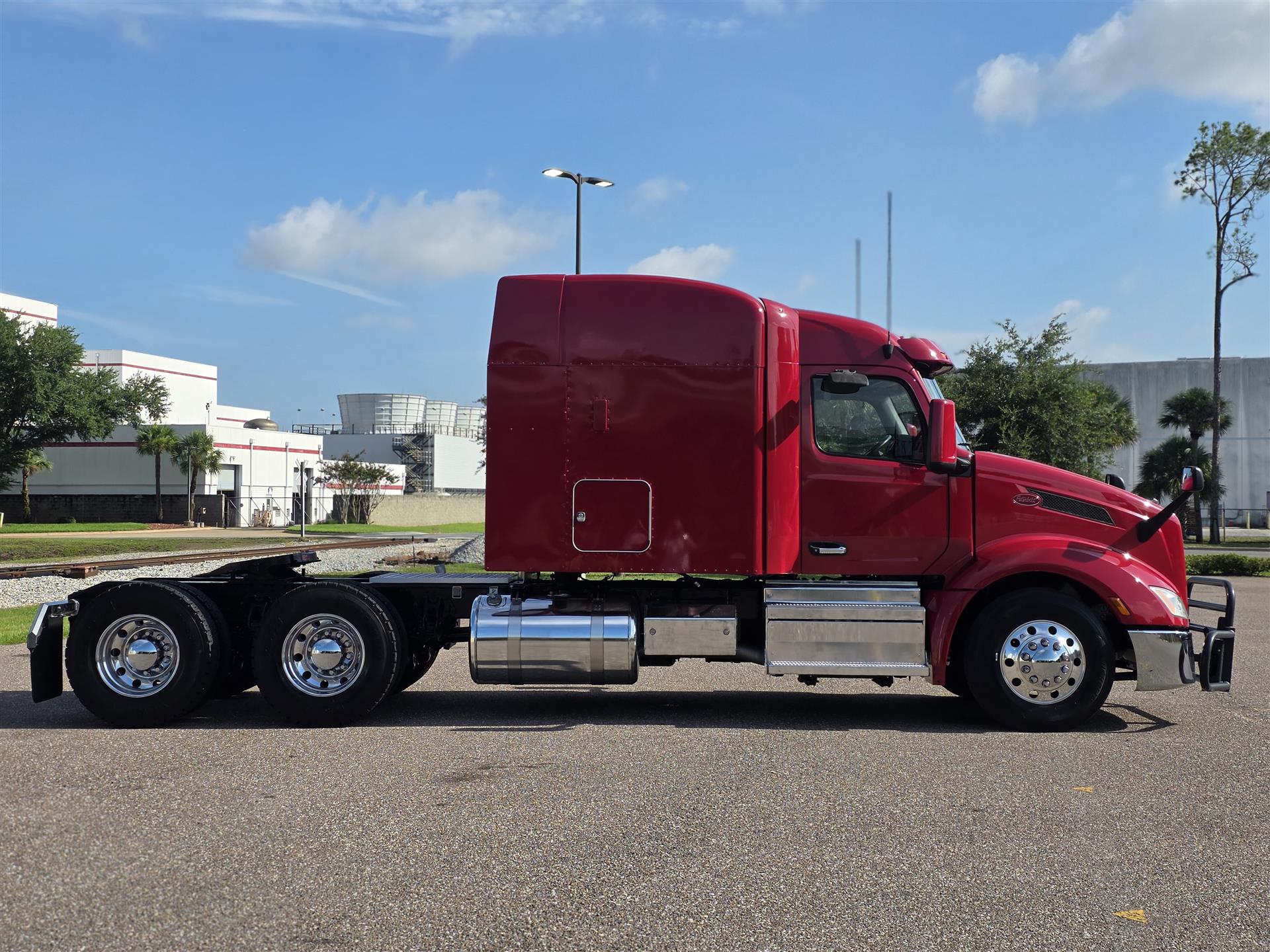 2023 Peterbilt 579 in Commerce City, CO — photo 6