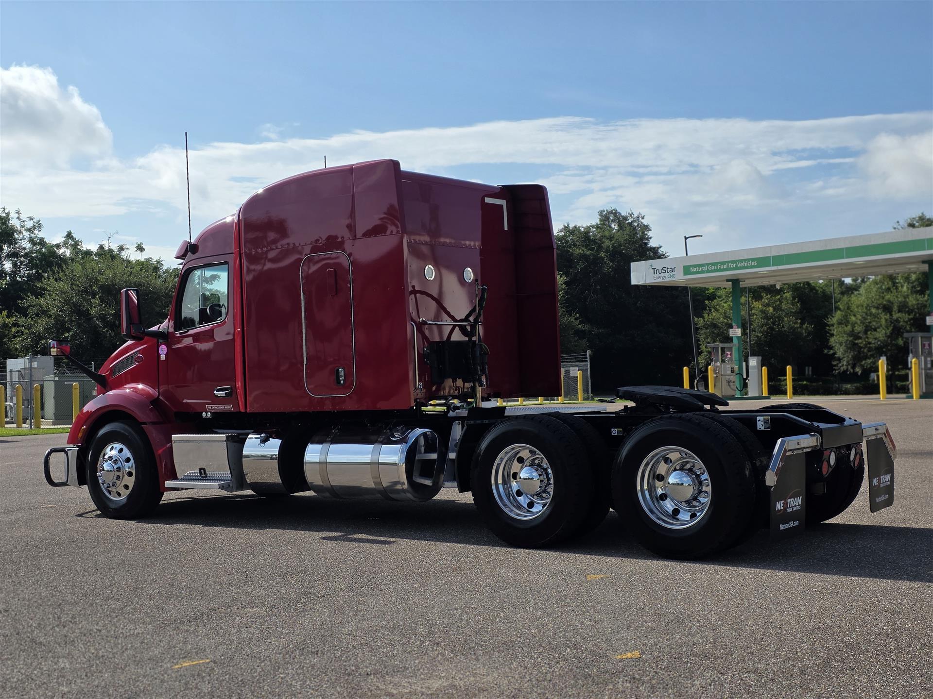 2023 Peterbilt 579 in Commerce City, CO — photo 5