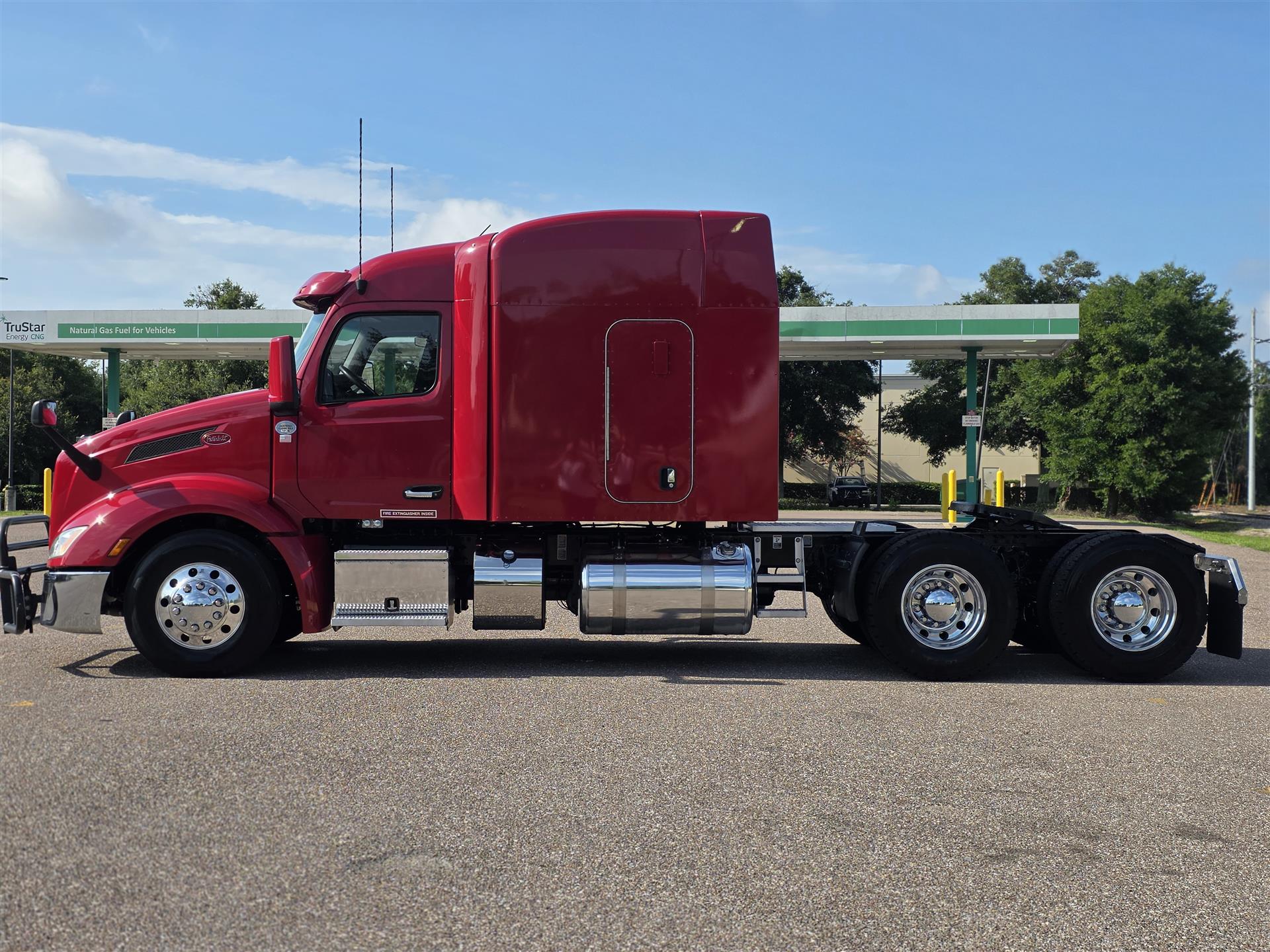 2023 Peterbilt 579 in Commerce City, CO — photo 7