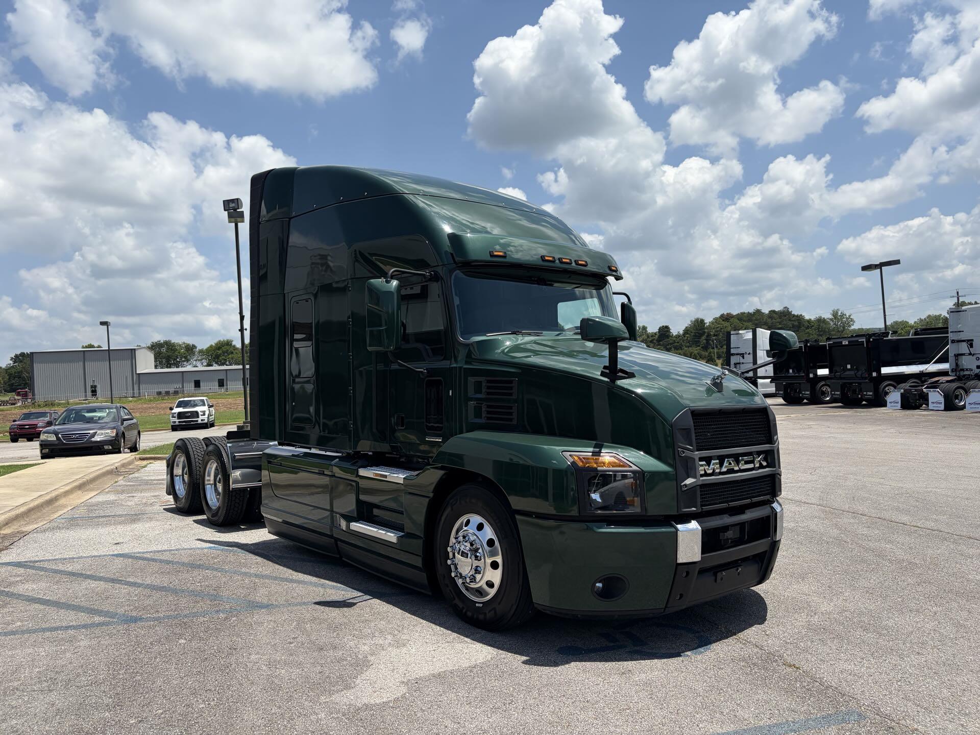 2024 Mack Anthem in Fultondale, AL — photo 3