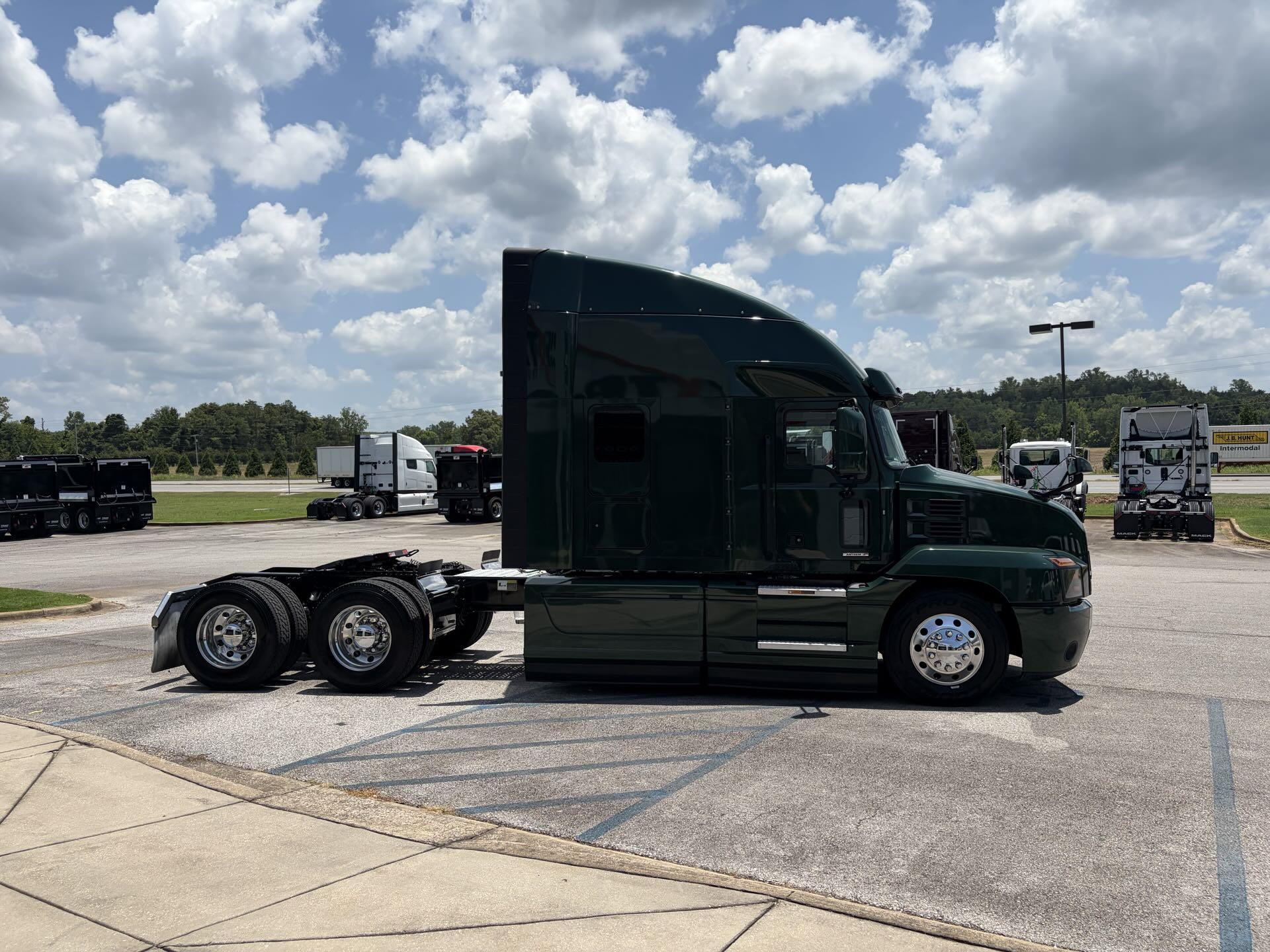 2024 Mack Anthem in Fultondale, AL — photo 4