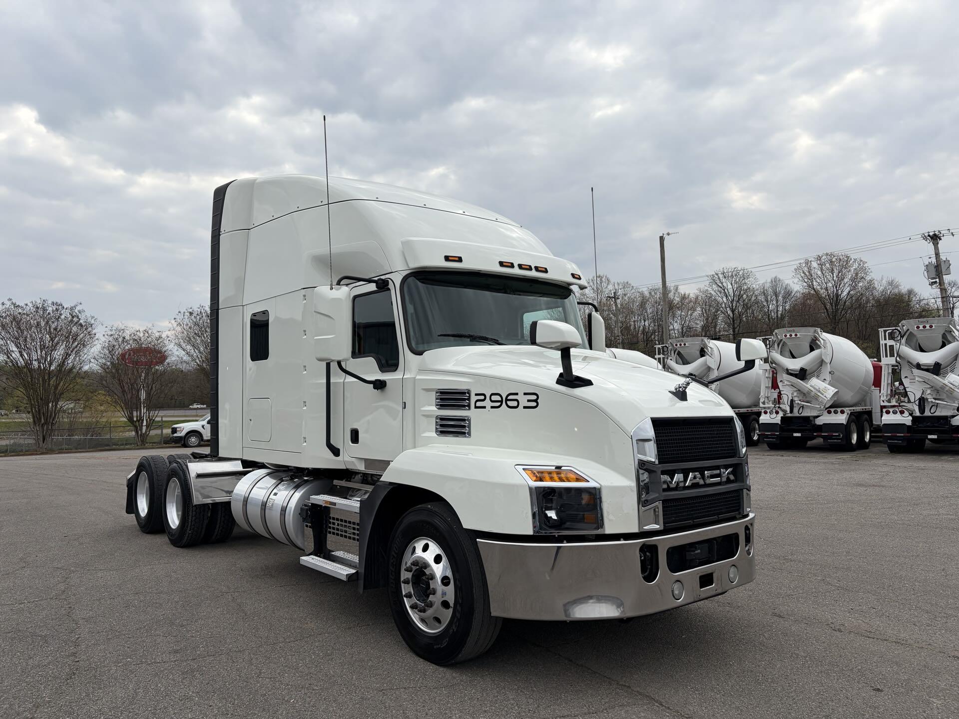 2022 Mack Anthem in Fultondale, AL — photo 3