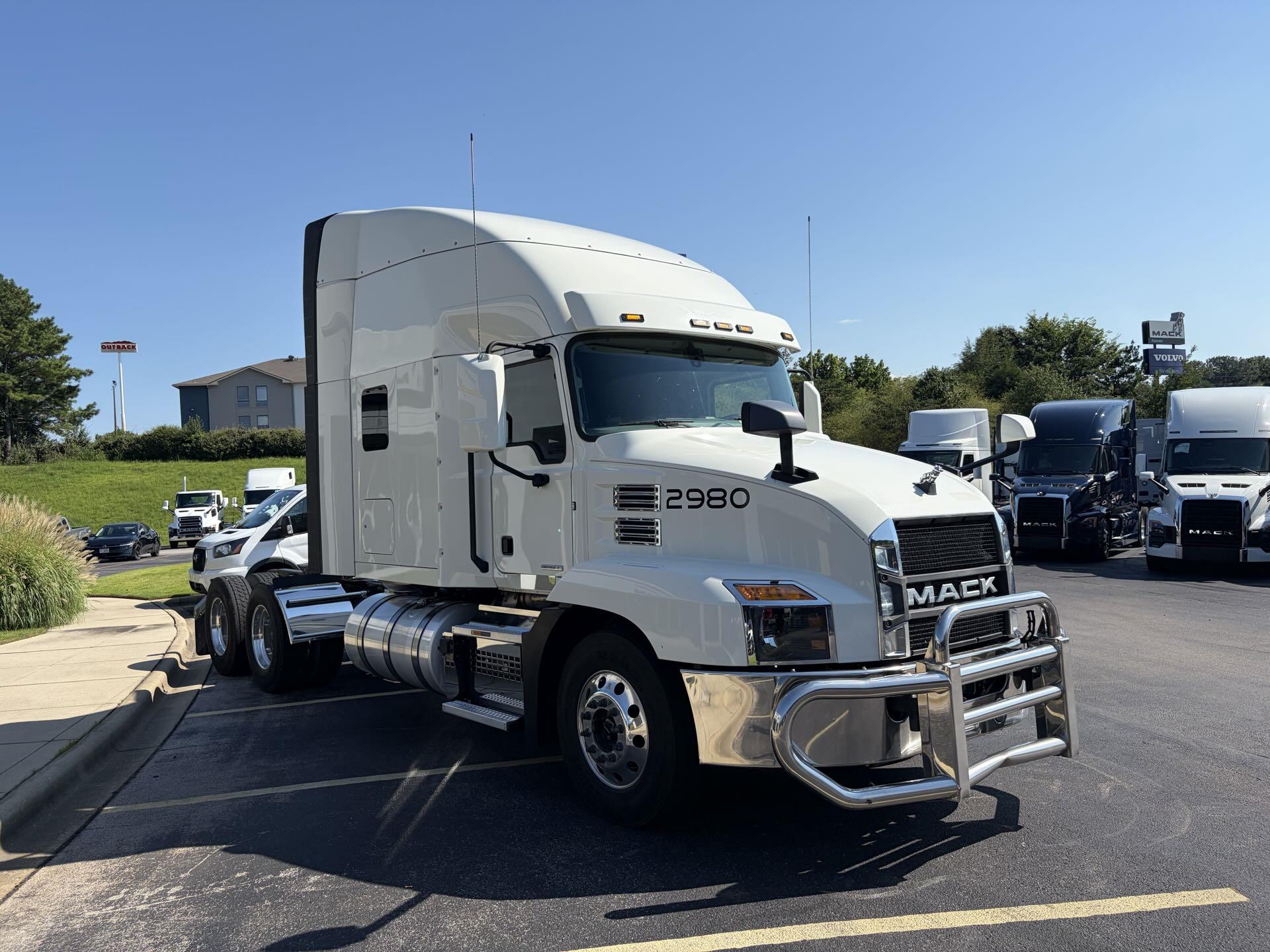 2022 Mack Anthem in Fultondale, AL — photo 3