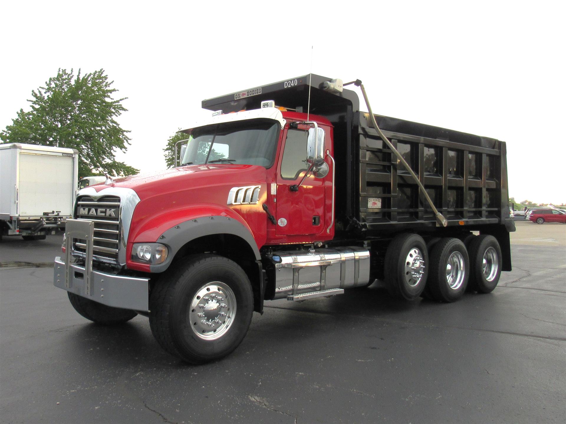 2019 Mack GR84F