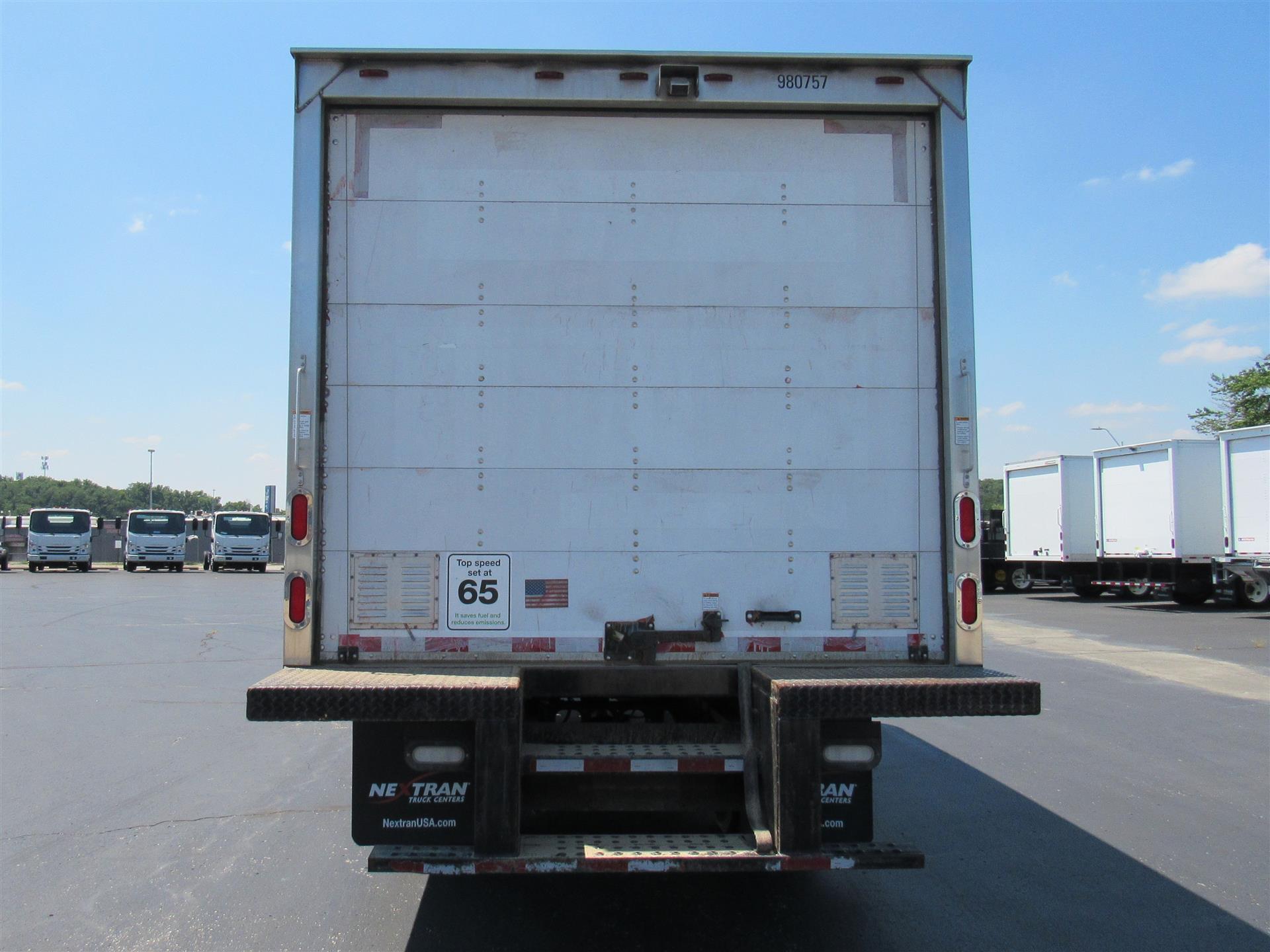 2018 Hino 195 in Kansas City, MO — photo 5