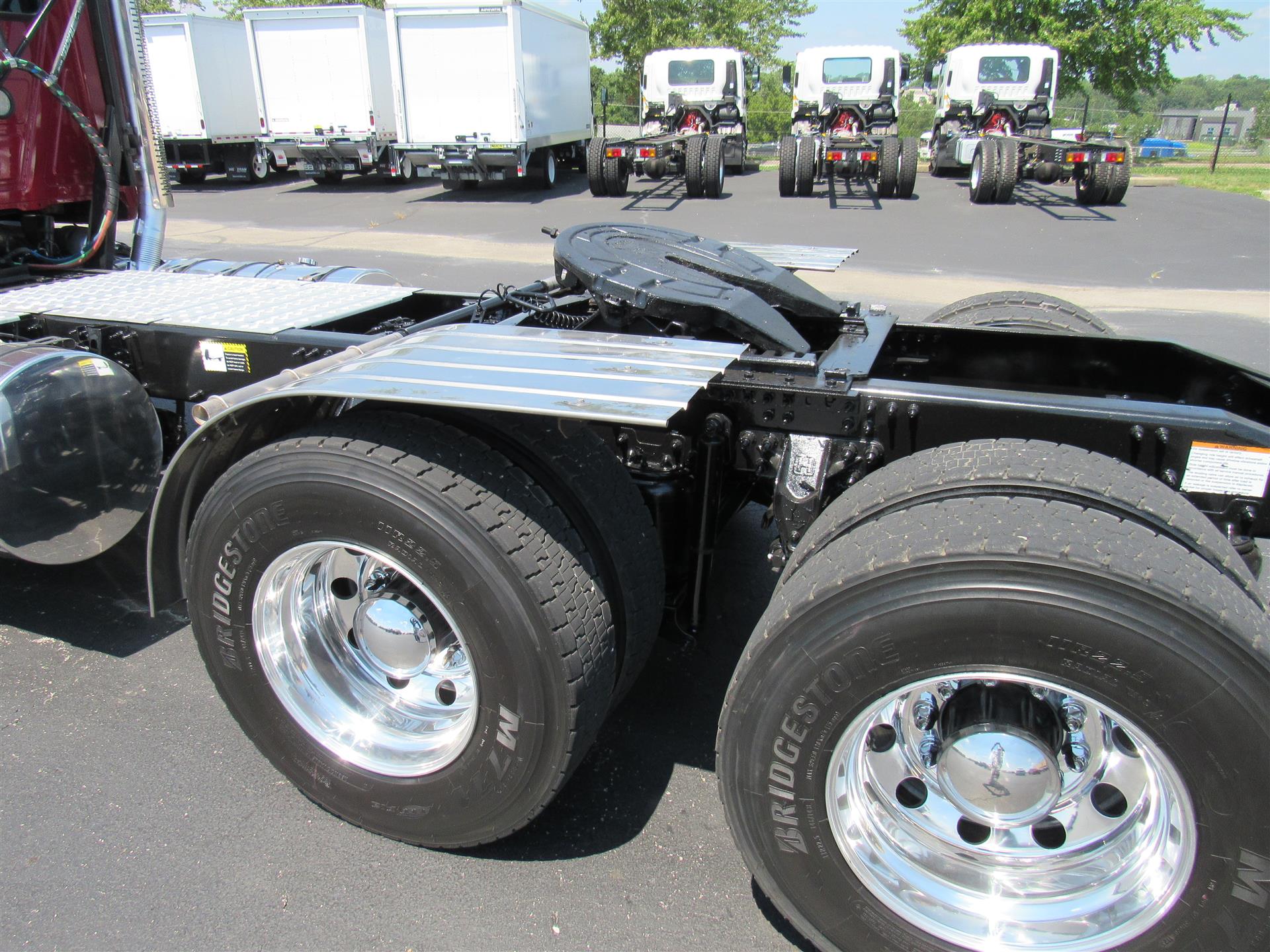 2024 Mack Anthem in Kansas City, MO — photo 4