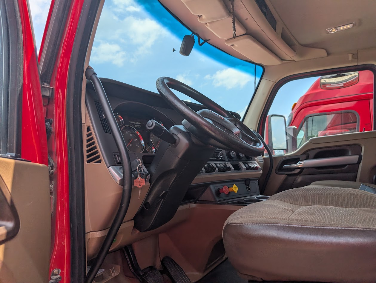 2020 Kenworth T680 in Fultondale, AL — photo 5