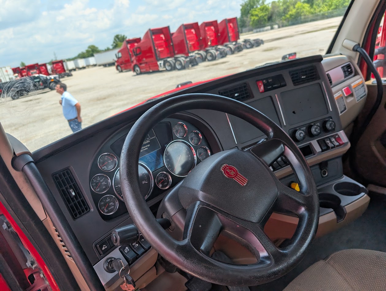 2020 Kenworth T680 in Fultondale, AL — photo 7