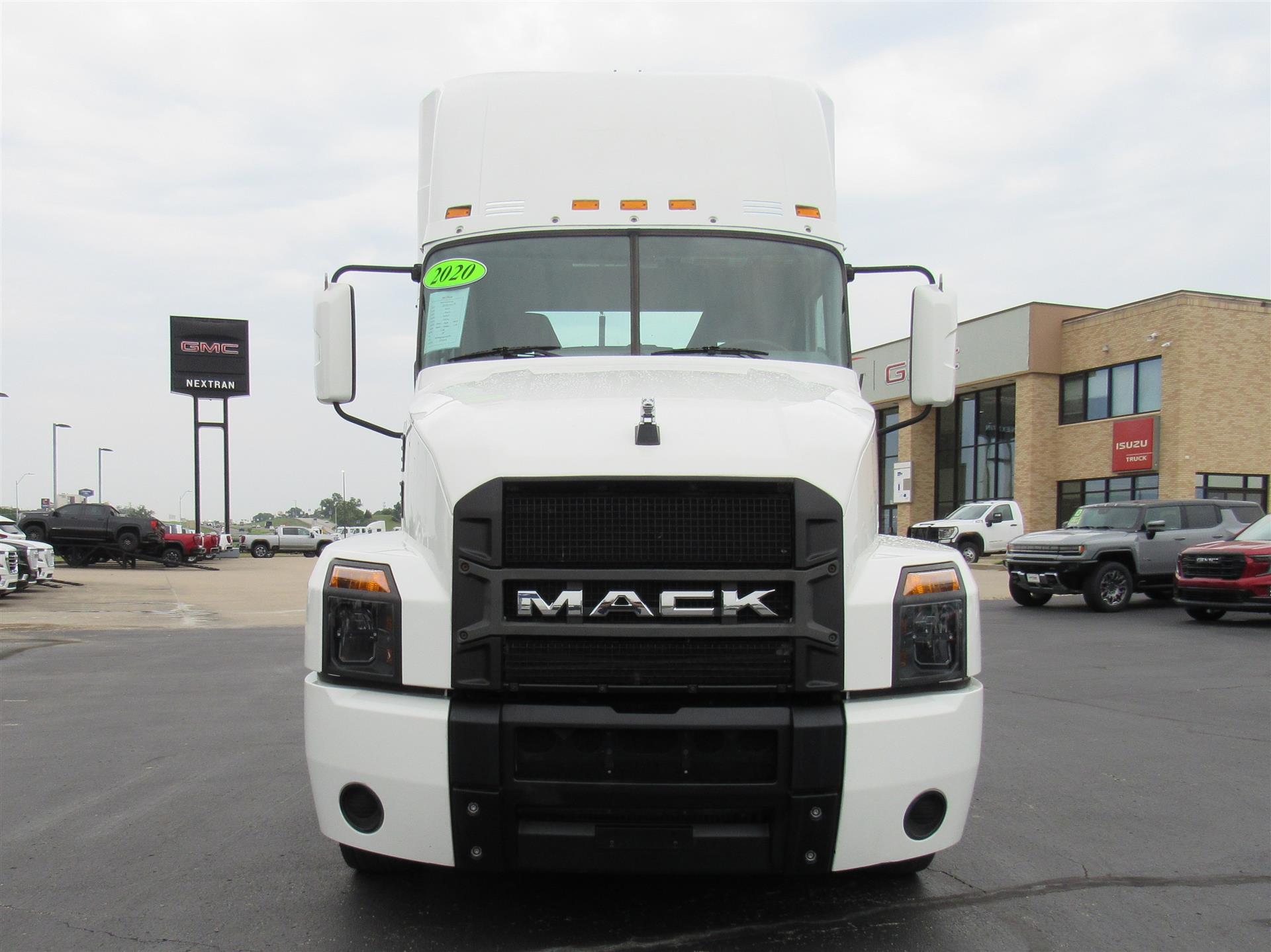 2020 Mack Anthem in Kansas City, MO — photo 8