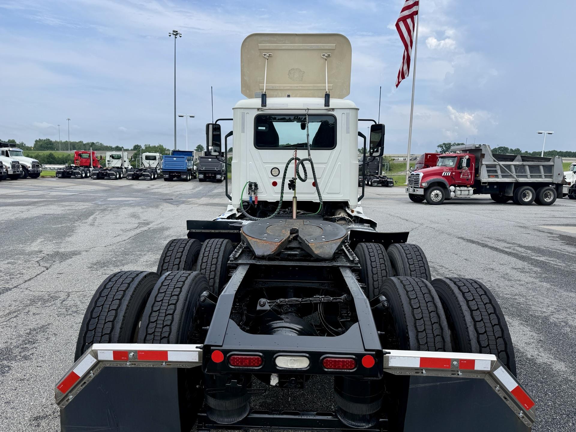 2022 Mack Anthem in Duluth, GA — photo 4