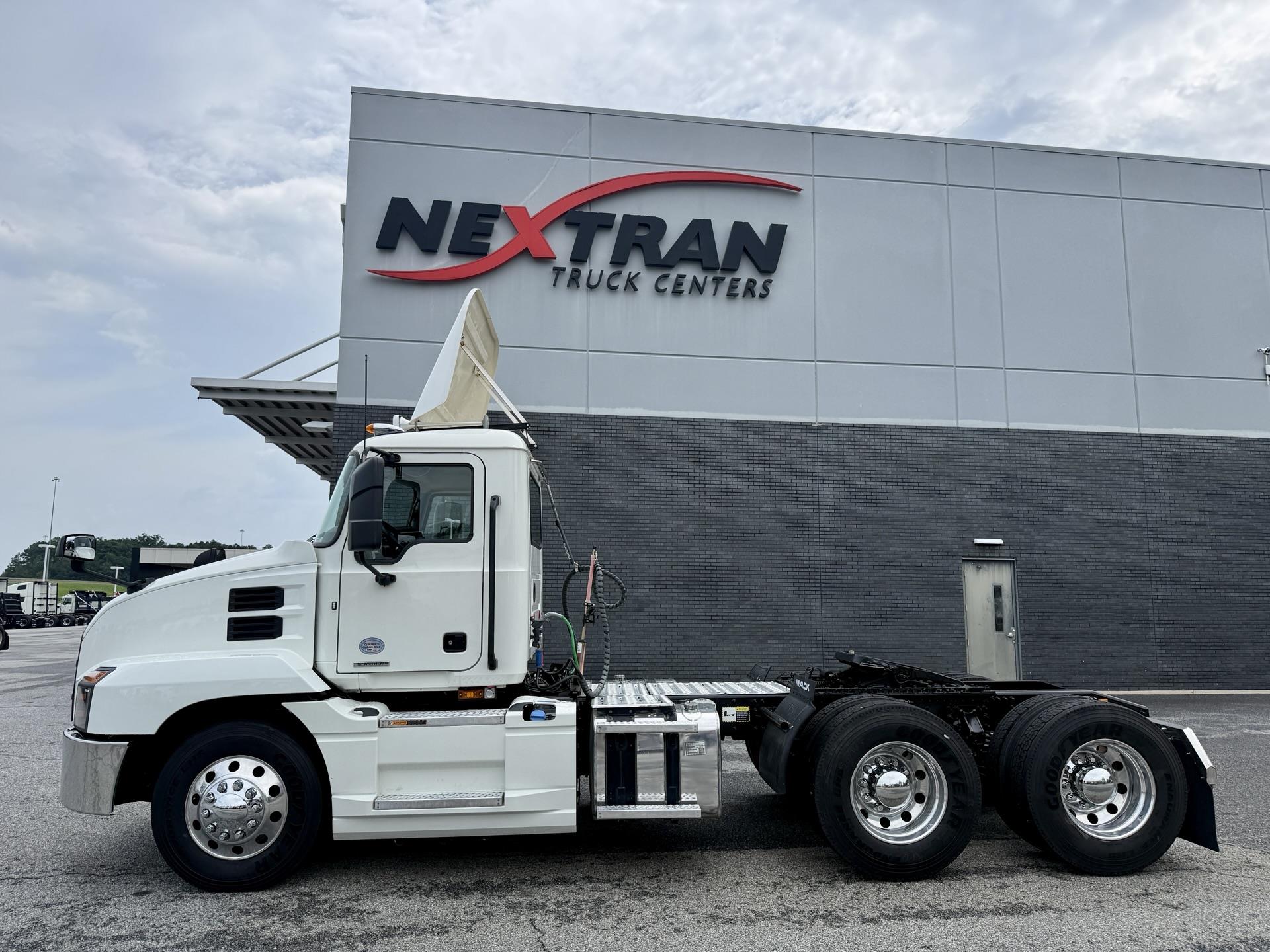2022 Mack Anthem in Duluth, GA — photo 2
