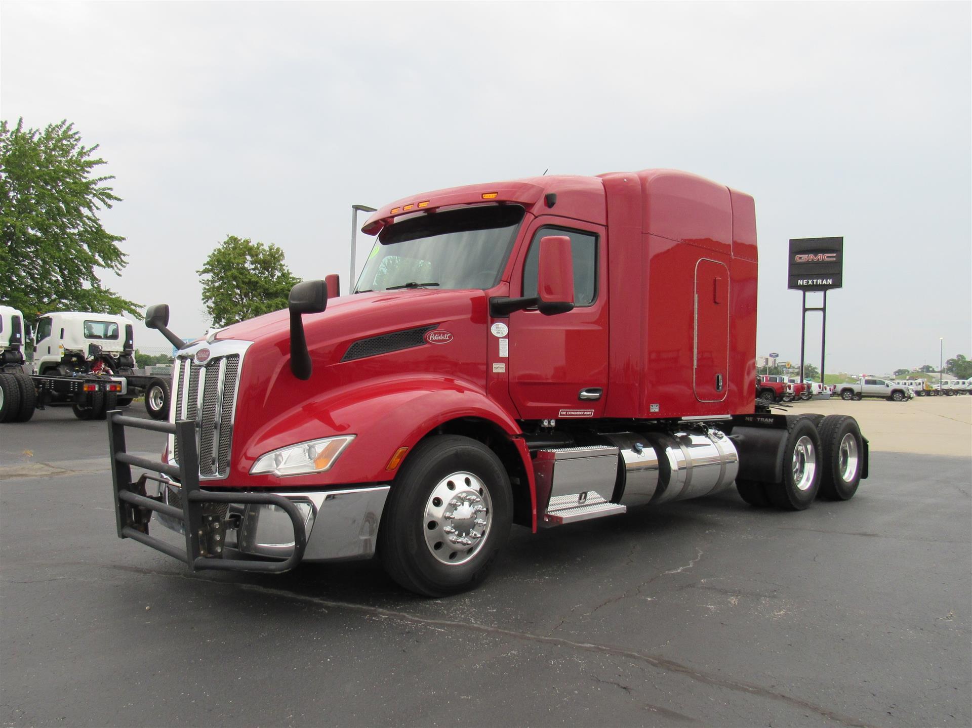 2023 Peterbilt 579