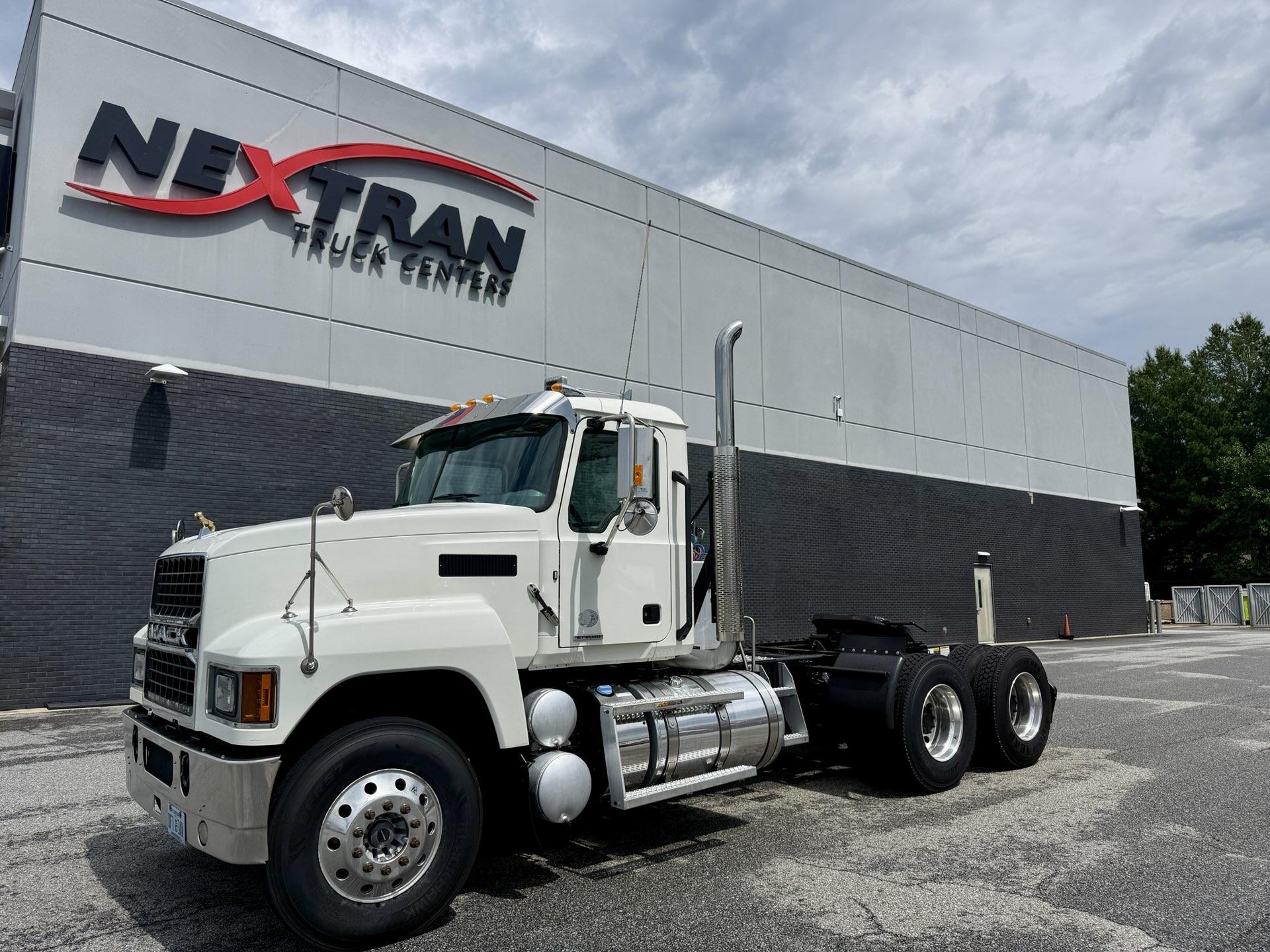 2021 Mack PI64T