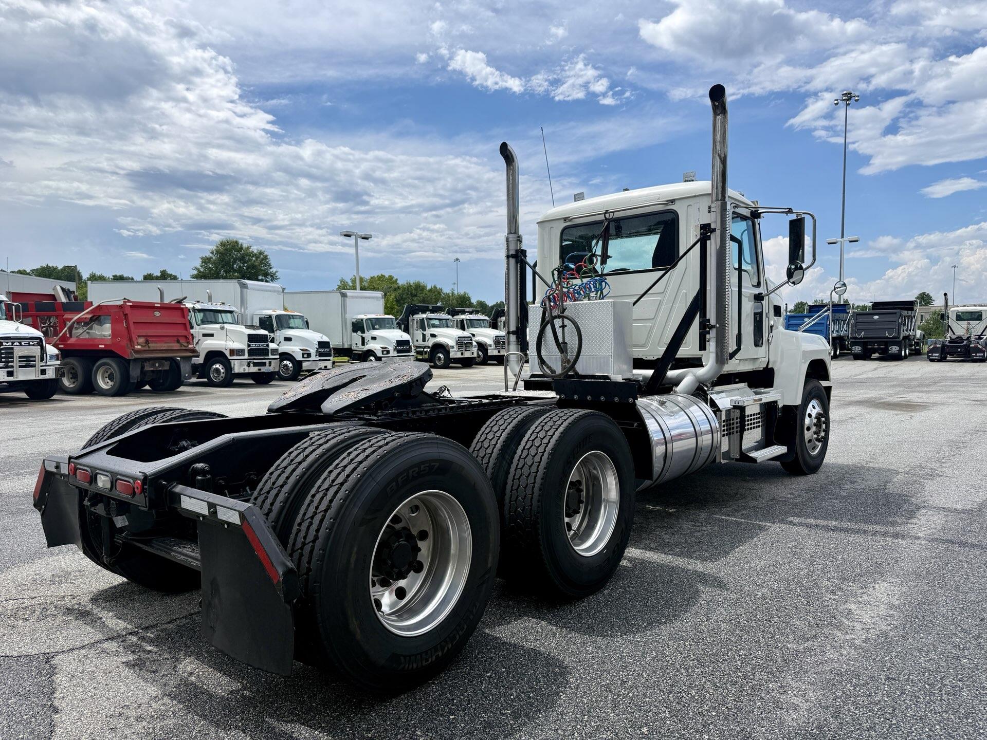 2021 Mack Pinnacle in Duluth, GA — photo 6