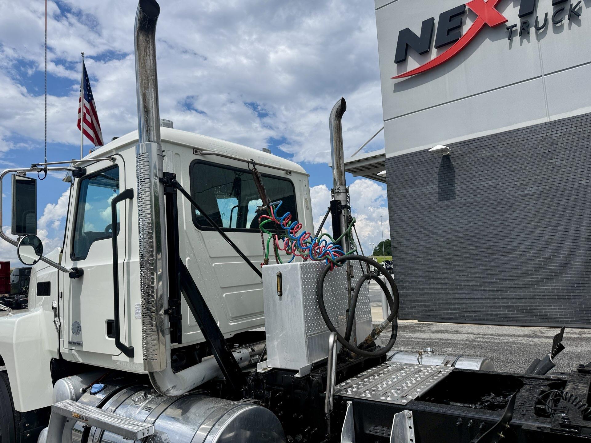 2021 Mack Pinnacle in Duluth, GA — photo 3