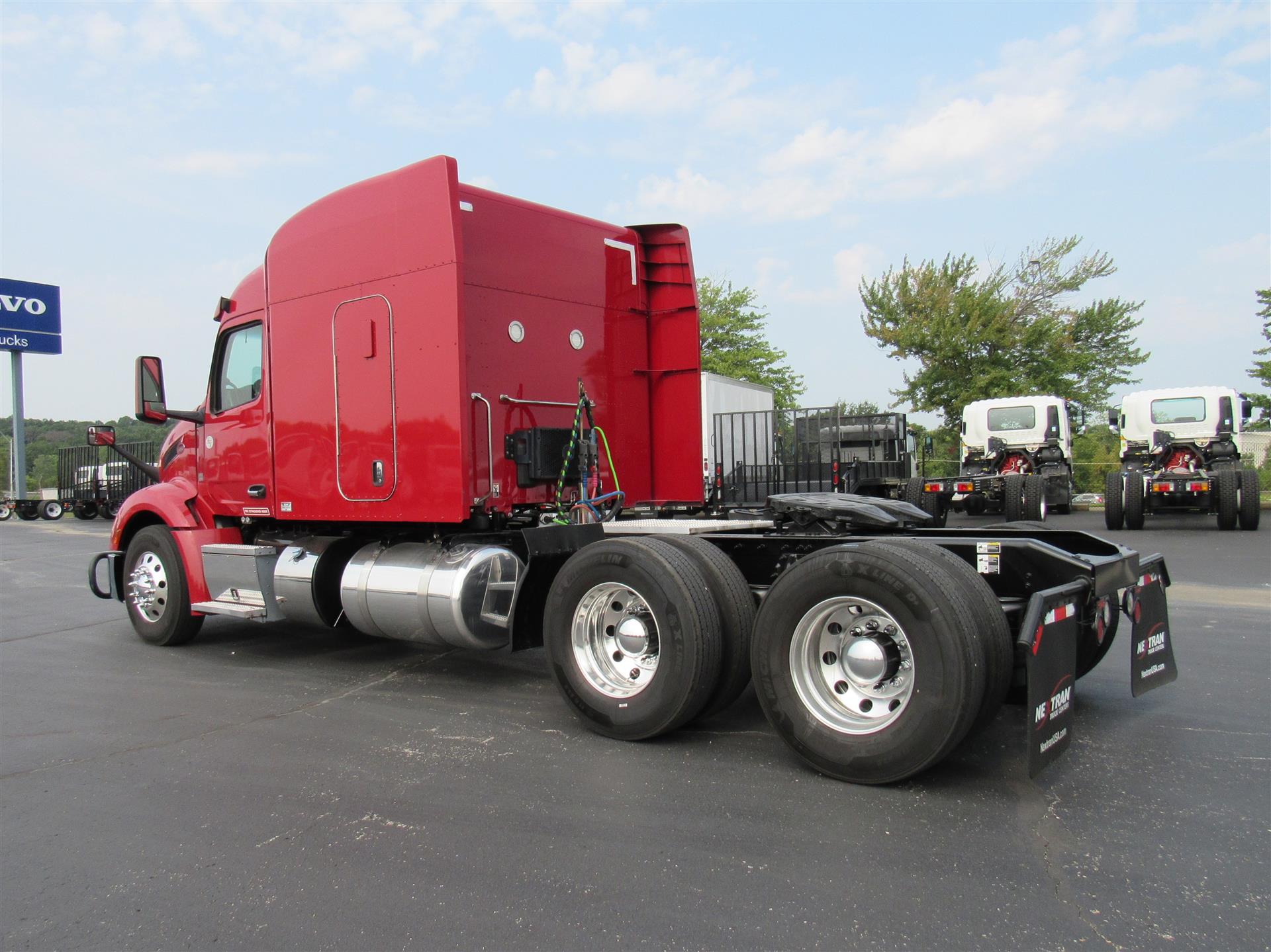 2023 Peterbilt 579 in Kansas City, MO — photo 5
