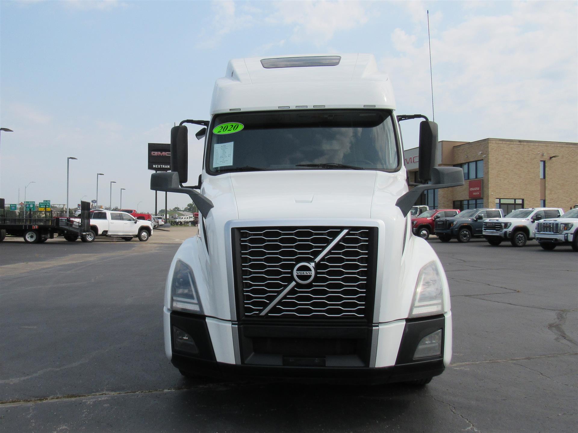 2020 Volvo VNL 860 in Kansas City, MO — photo 8