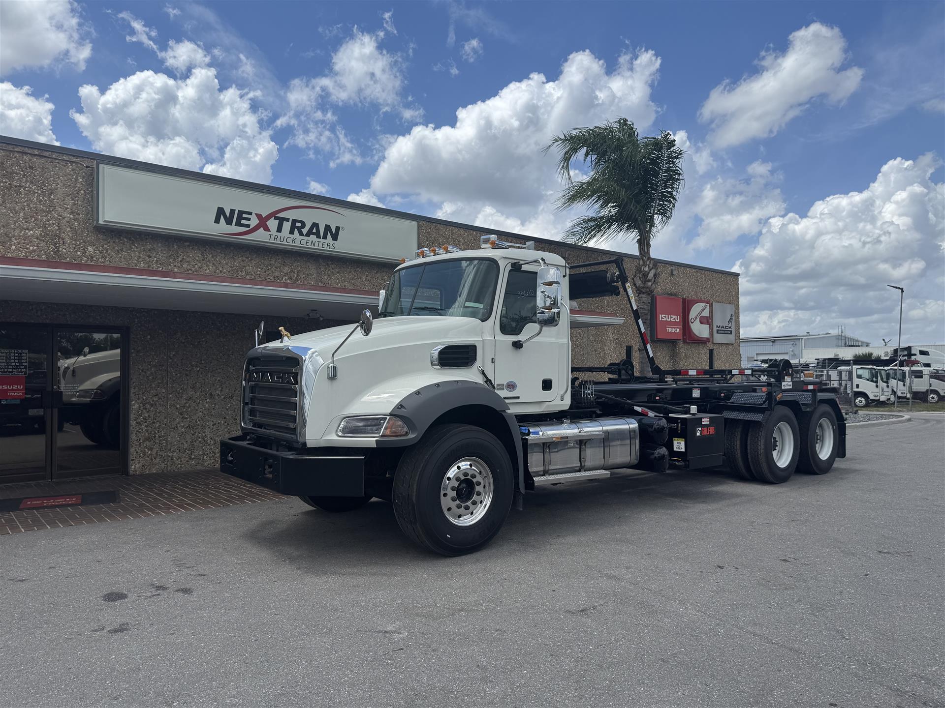 2027 Mack GR64B