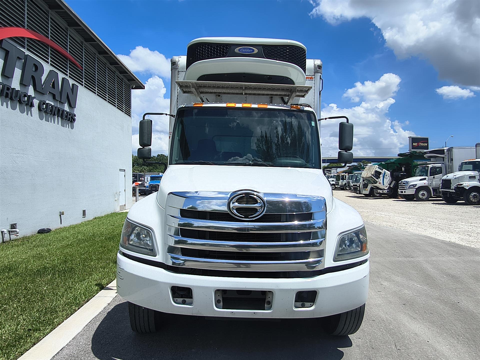 2020 Hino 338 in Fort Lauderdale, FL — photo 2
