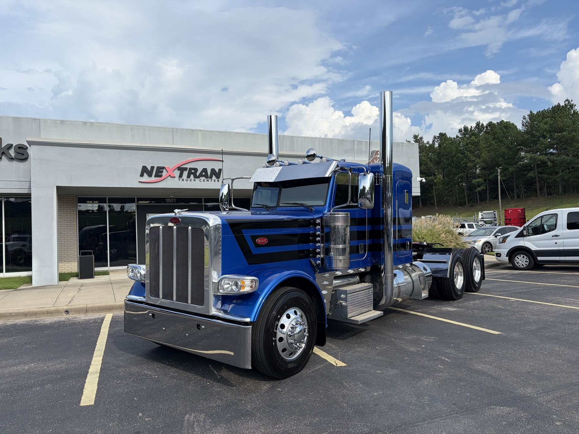 2024 Peterbilt 389