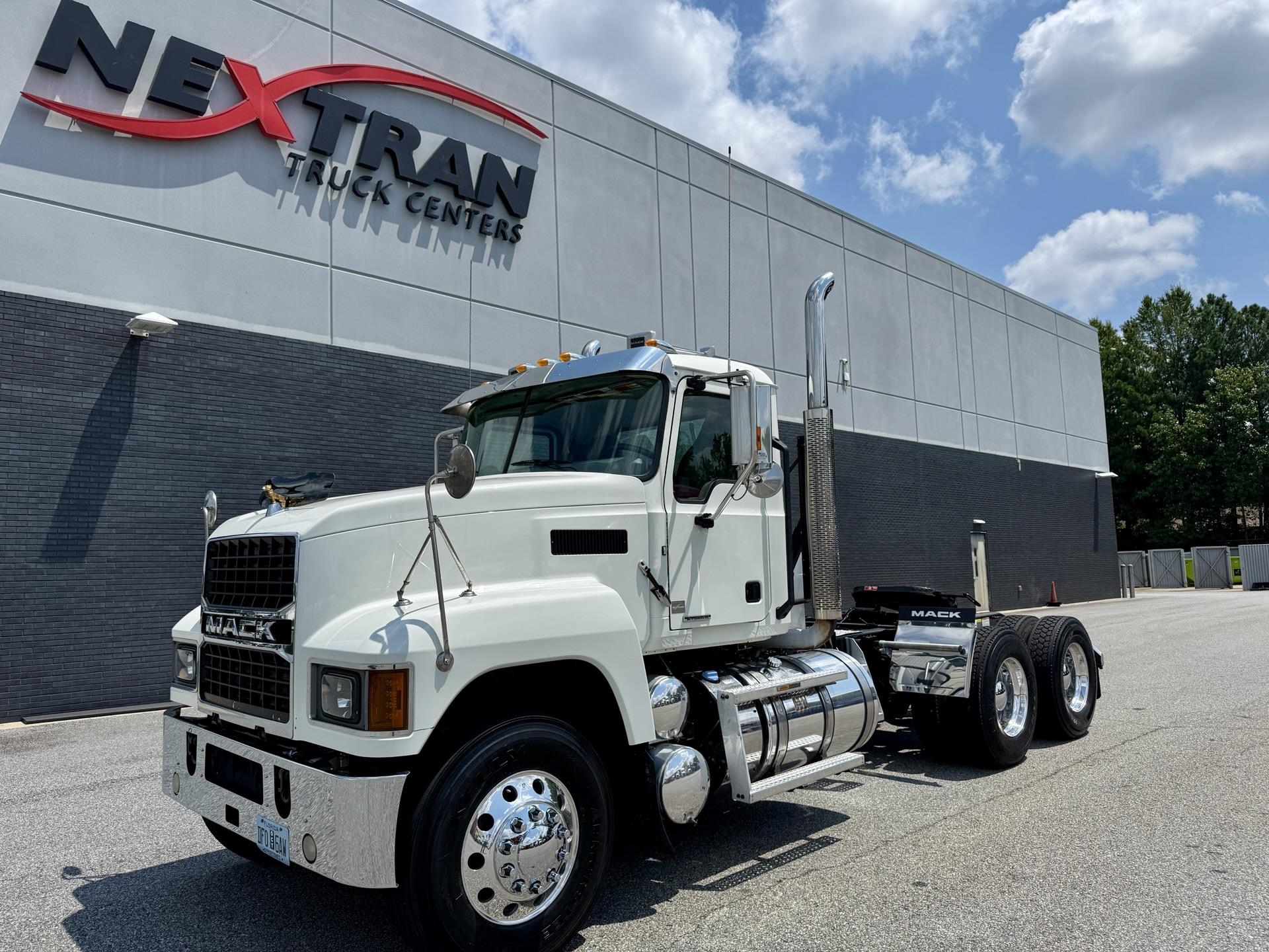 2020 Mack PI64T