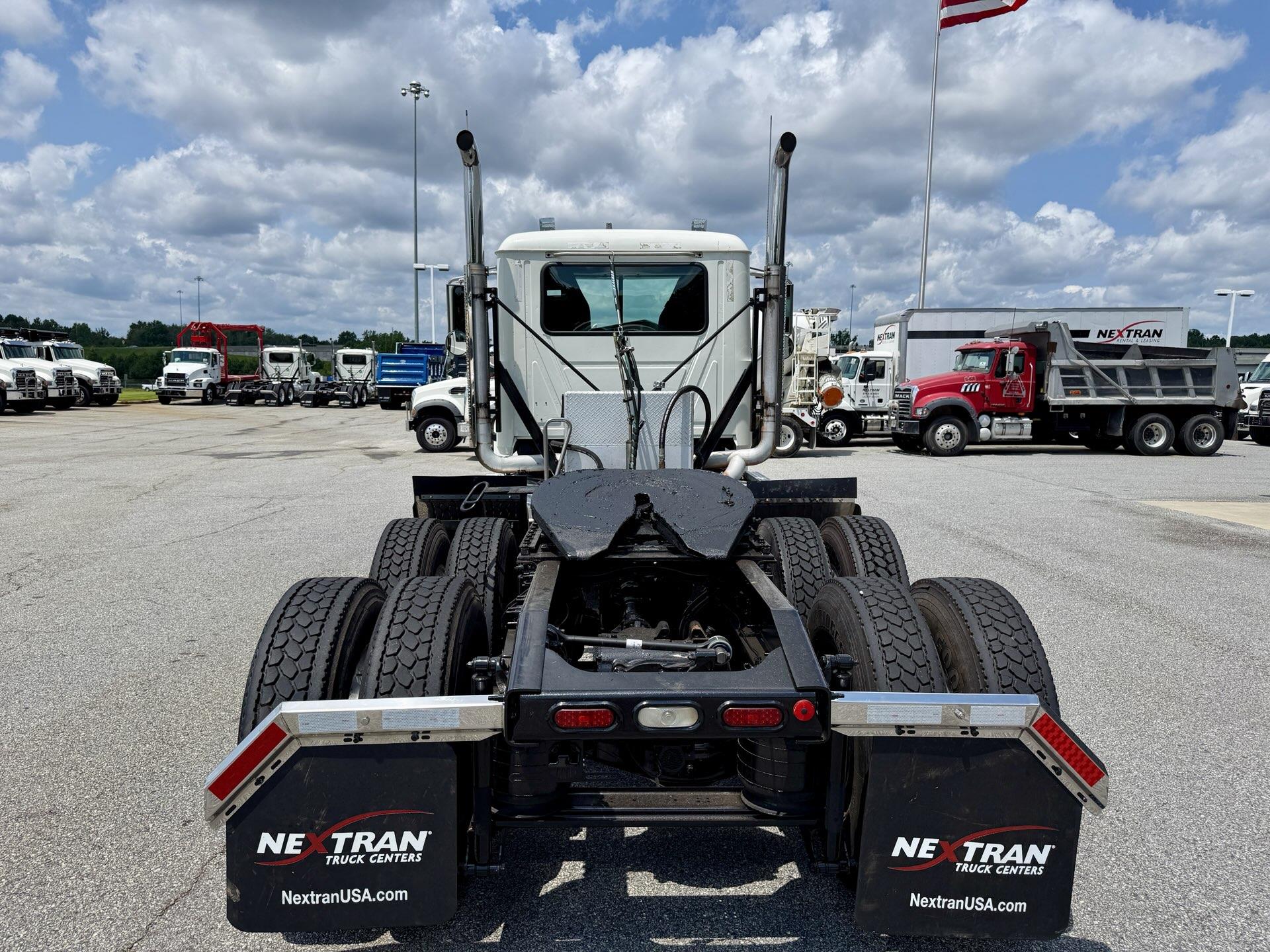 2020 Mack Pinnacle in Duluth, GA — photo 4