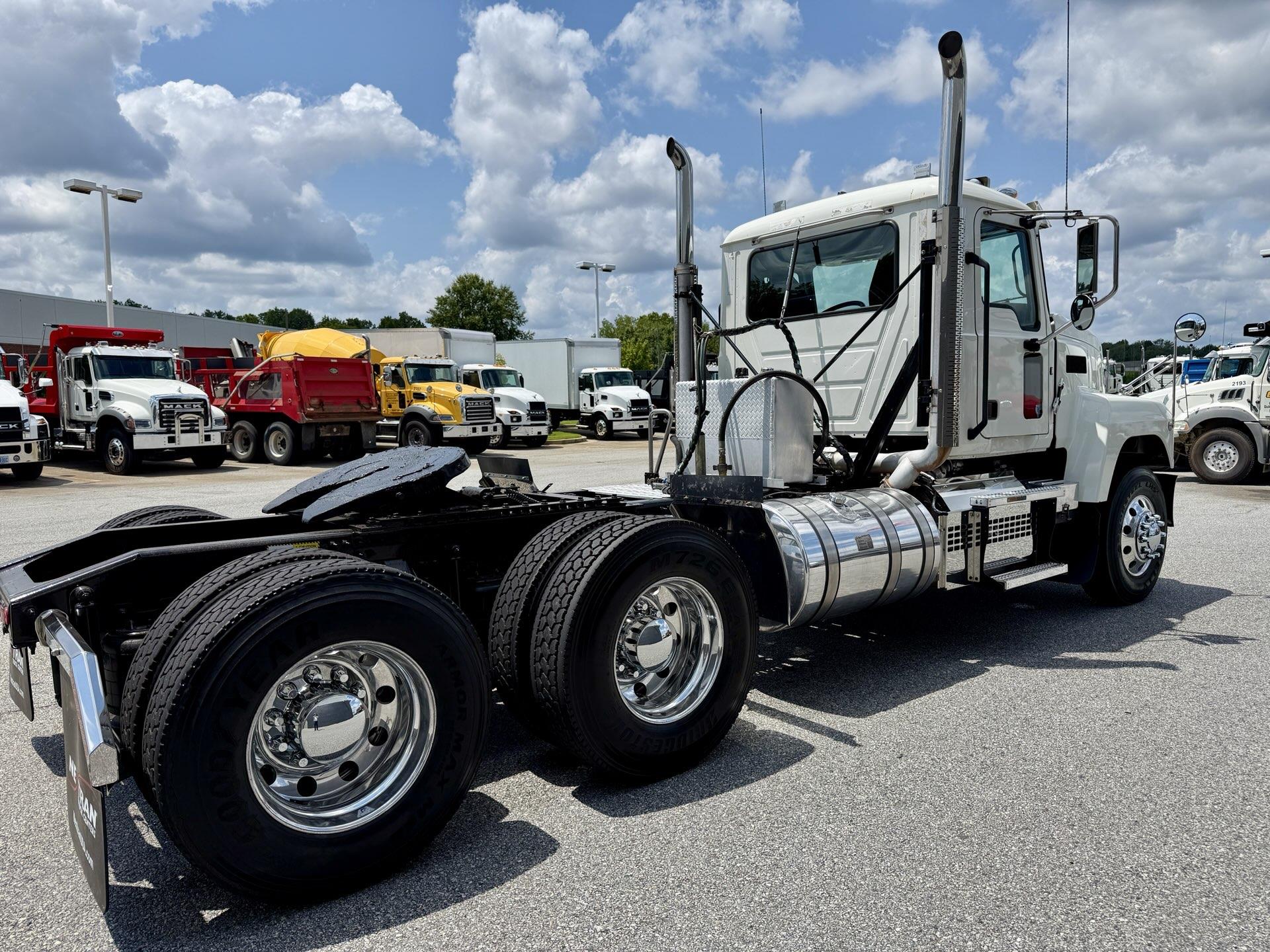 2020 Mack Pinnacle in Duluth, GA — photo 5
