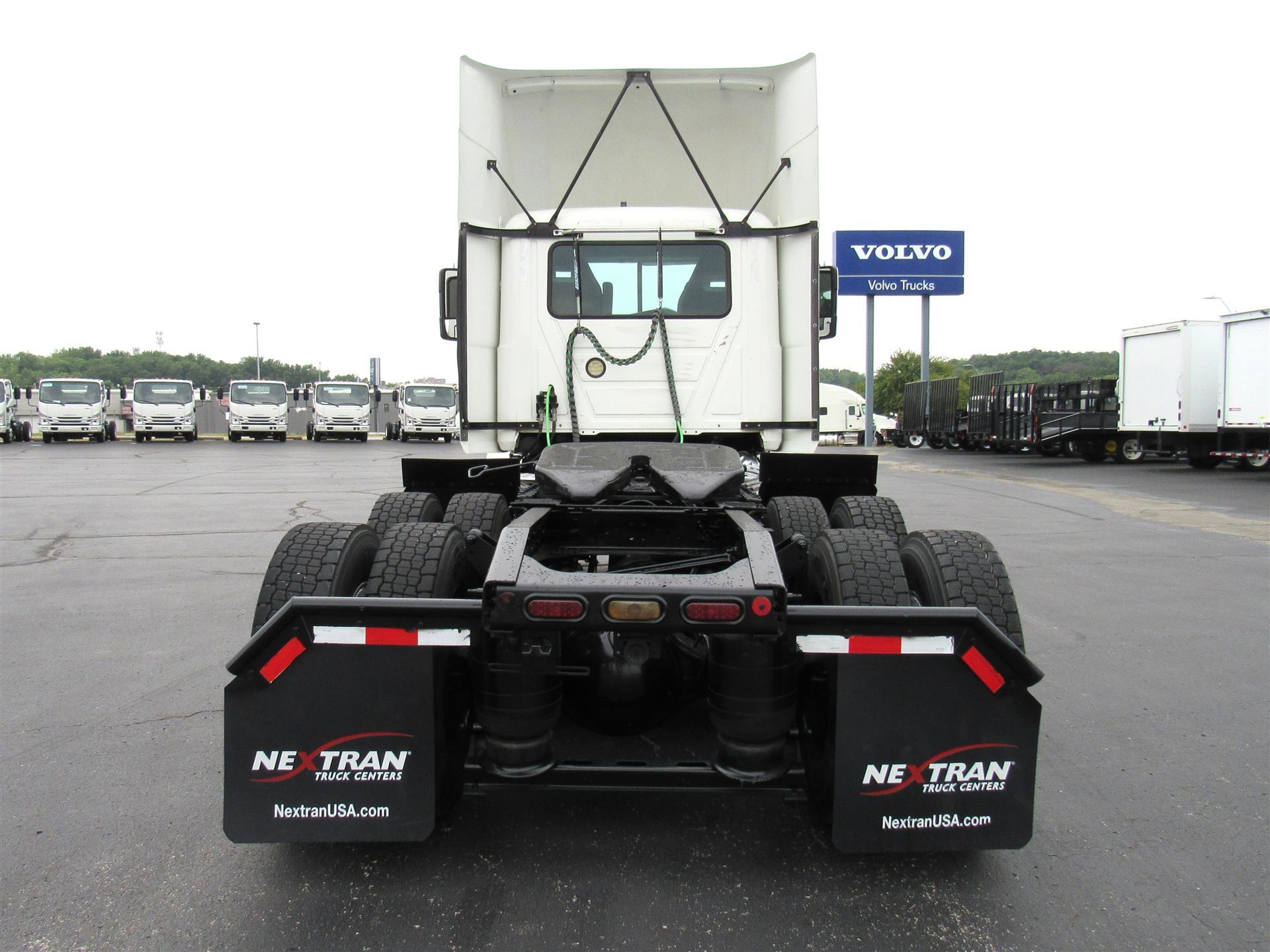 2020 Mack Anthem in Tampa, FL — photo 5