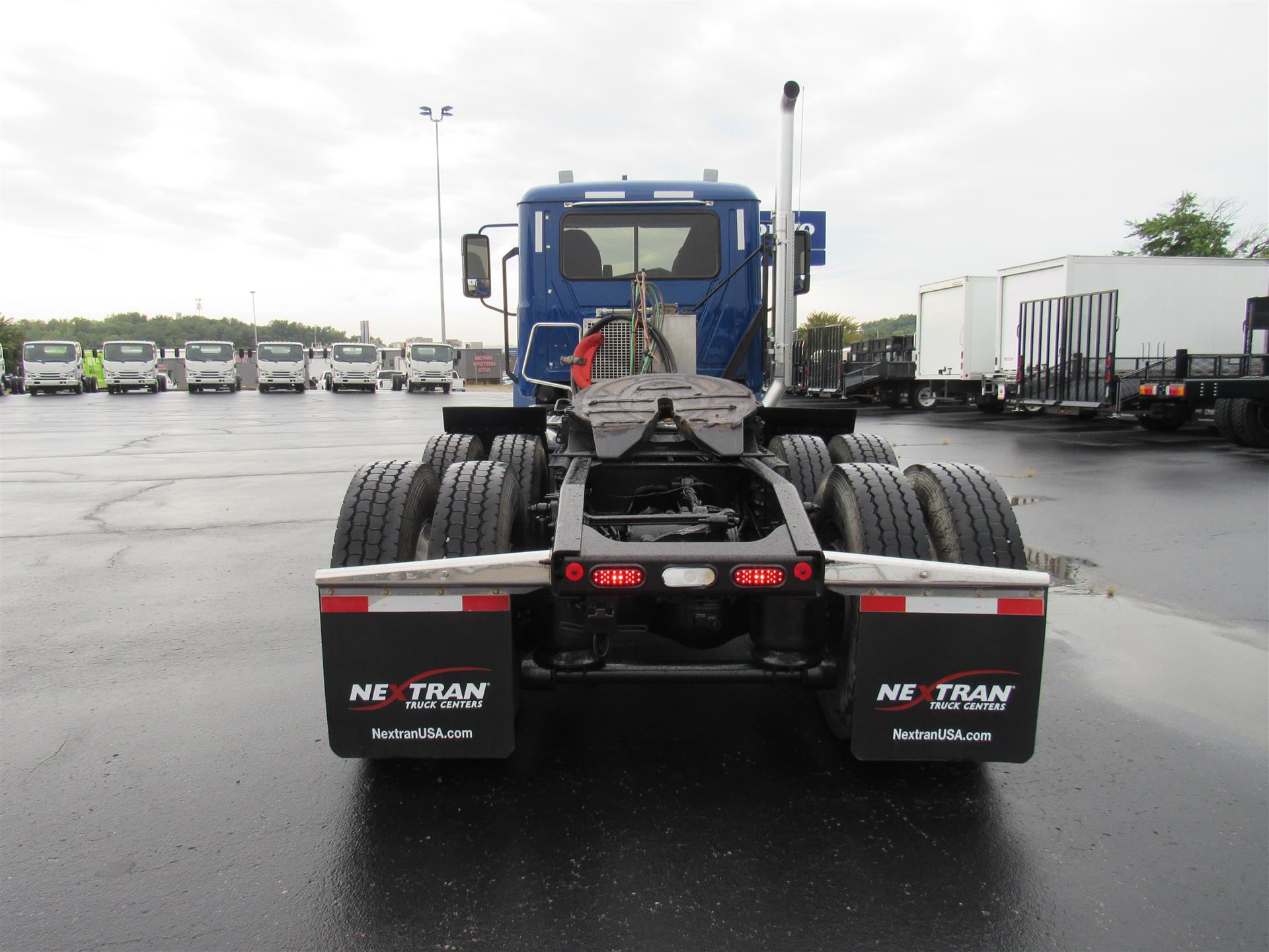 2022 Mack Pinnacle in Kansas City, MO — photo 5