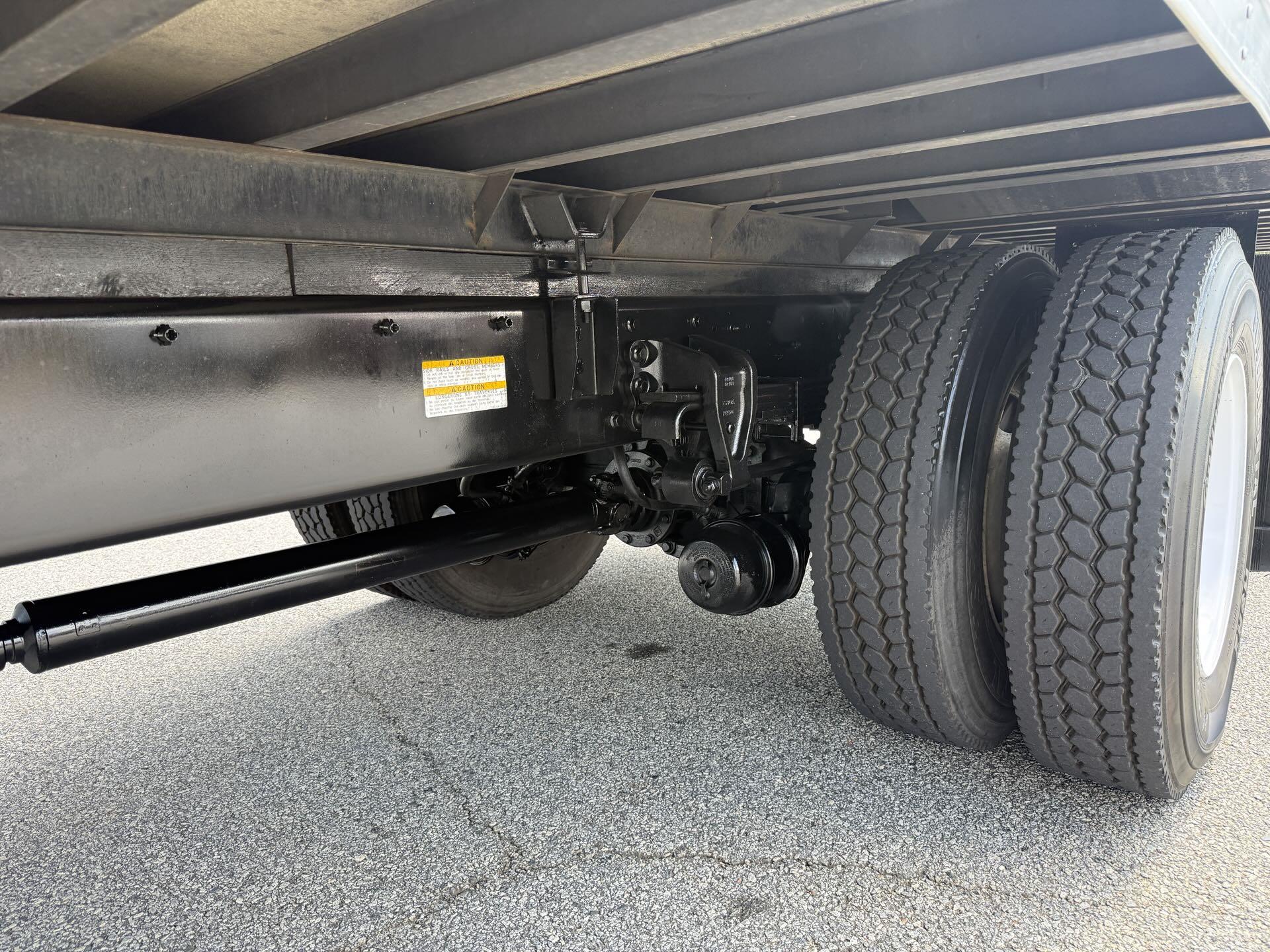 2021 Hino 268 in Duluth, GA — photo 5