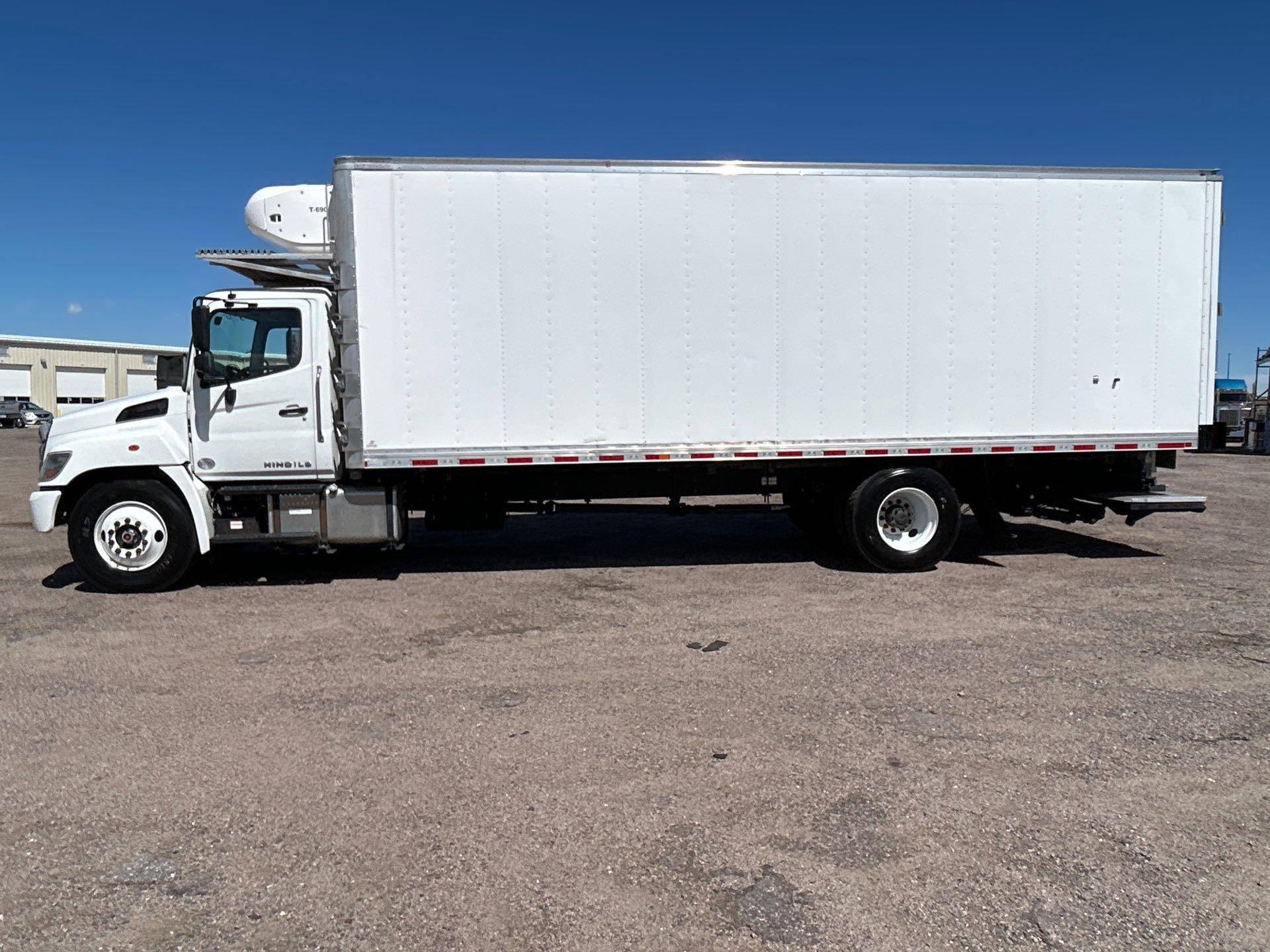 2021 Hino 268 in Commerce City, CO — photo 2