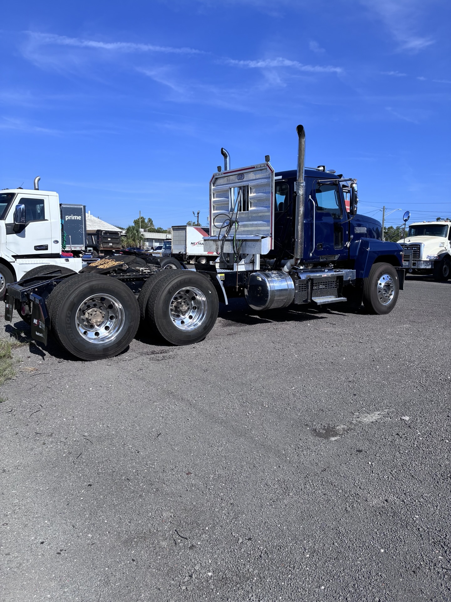2022 Mack Pinnacle in Duluth, GA — photo 4