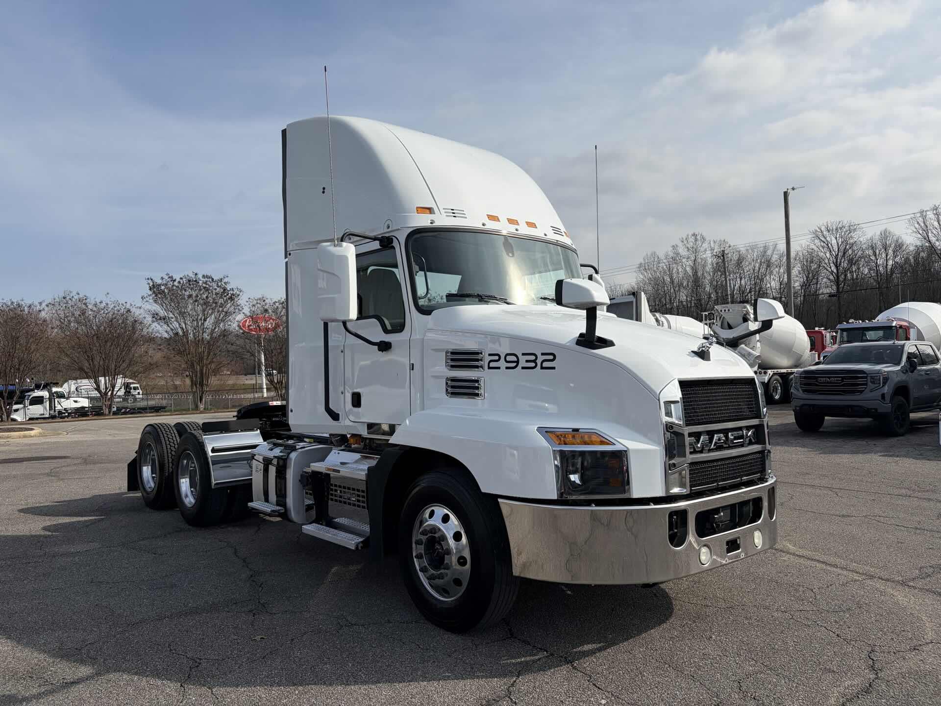 2023 Mack Anthem in Fultondale, AL — photo 2