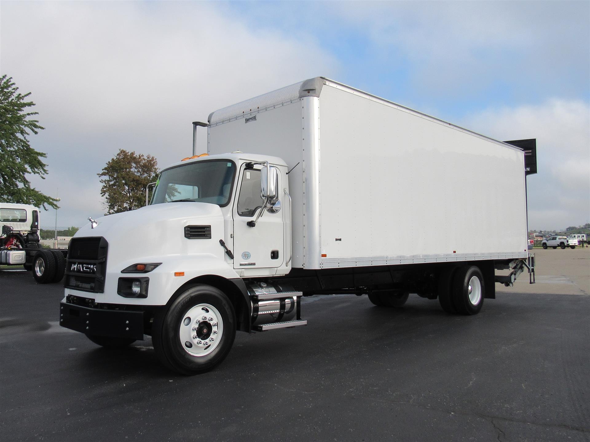 2021 Mack MD6 42R