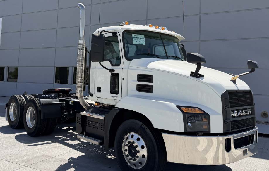 2025 Mack AN64T