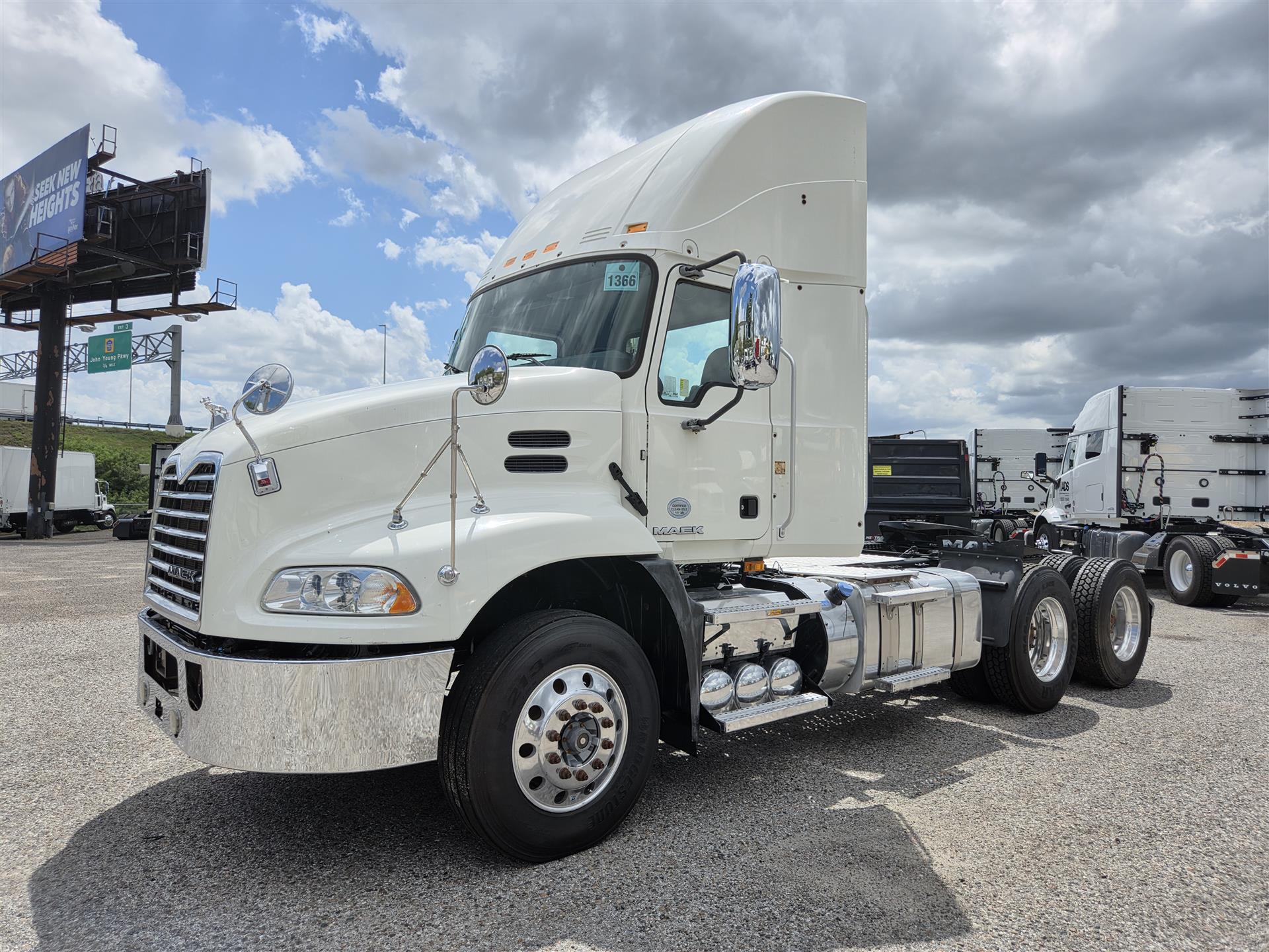2018 Mack CXU613