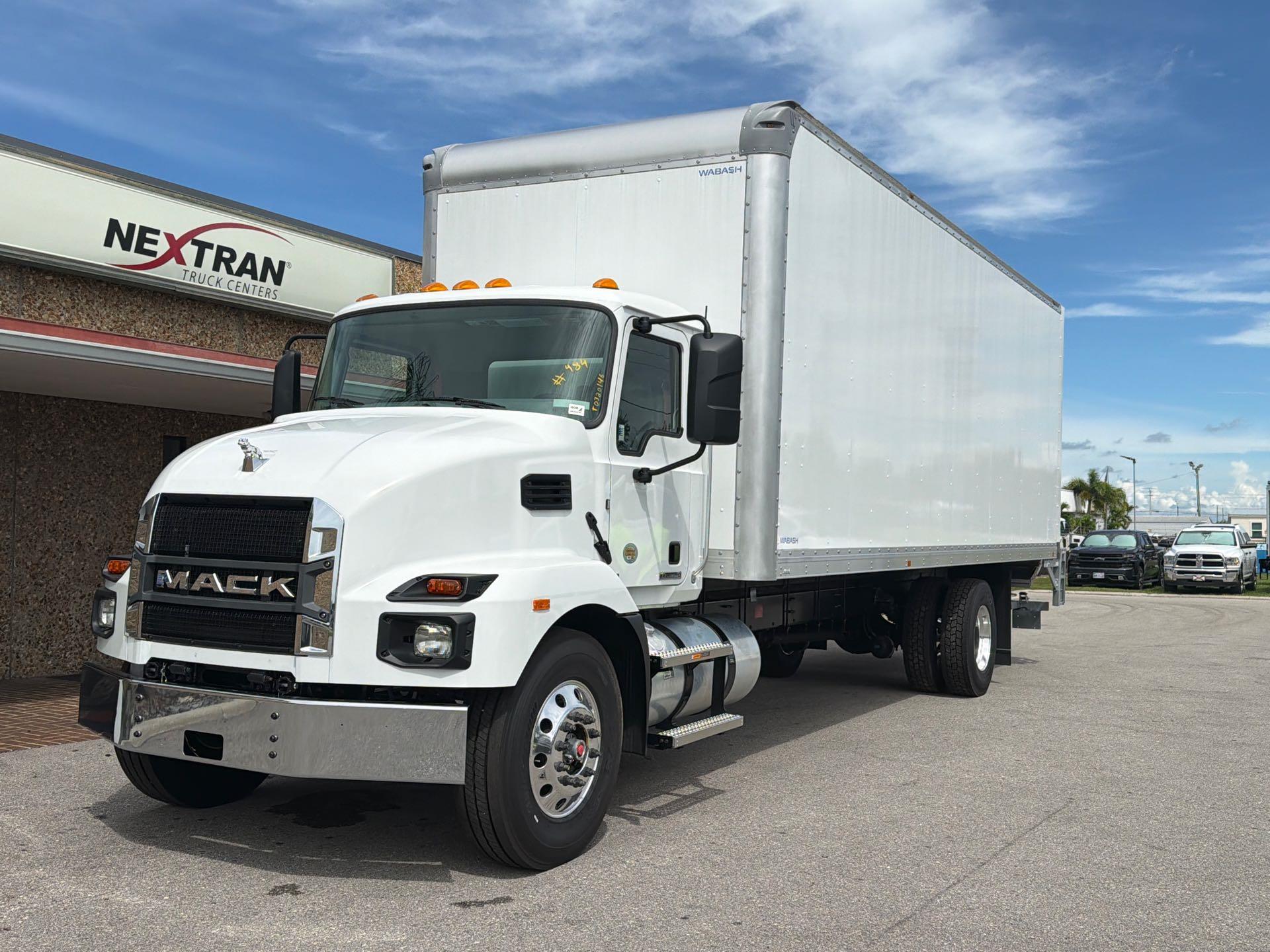 2027 Mack MD6 42R