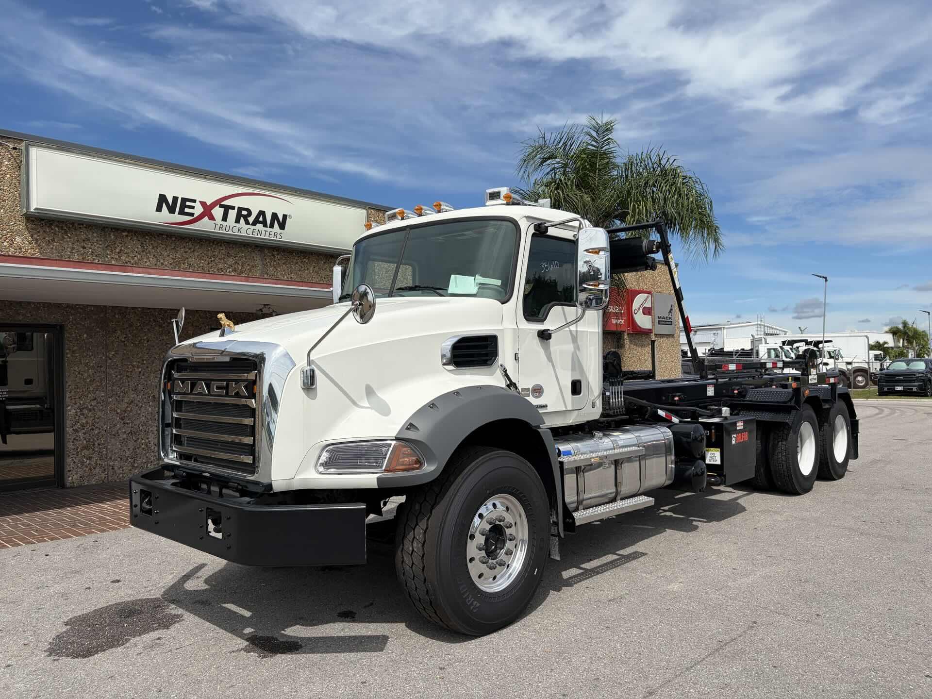 2027 Mack GR64B