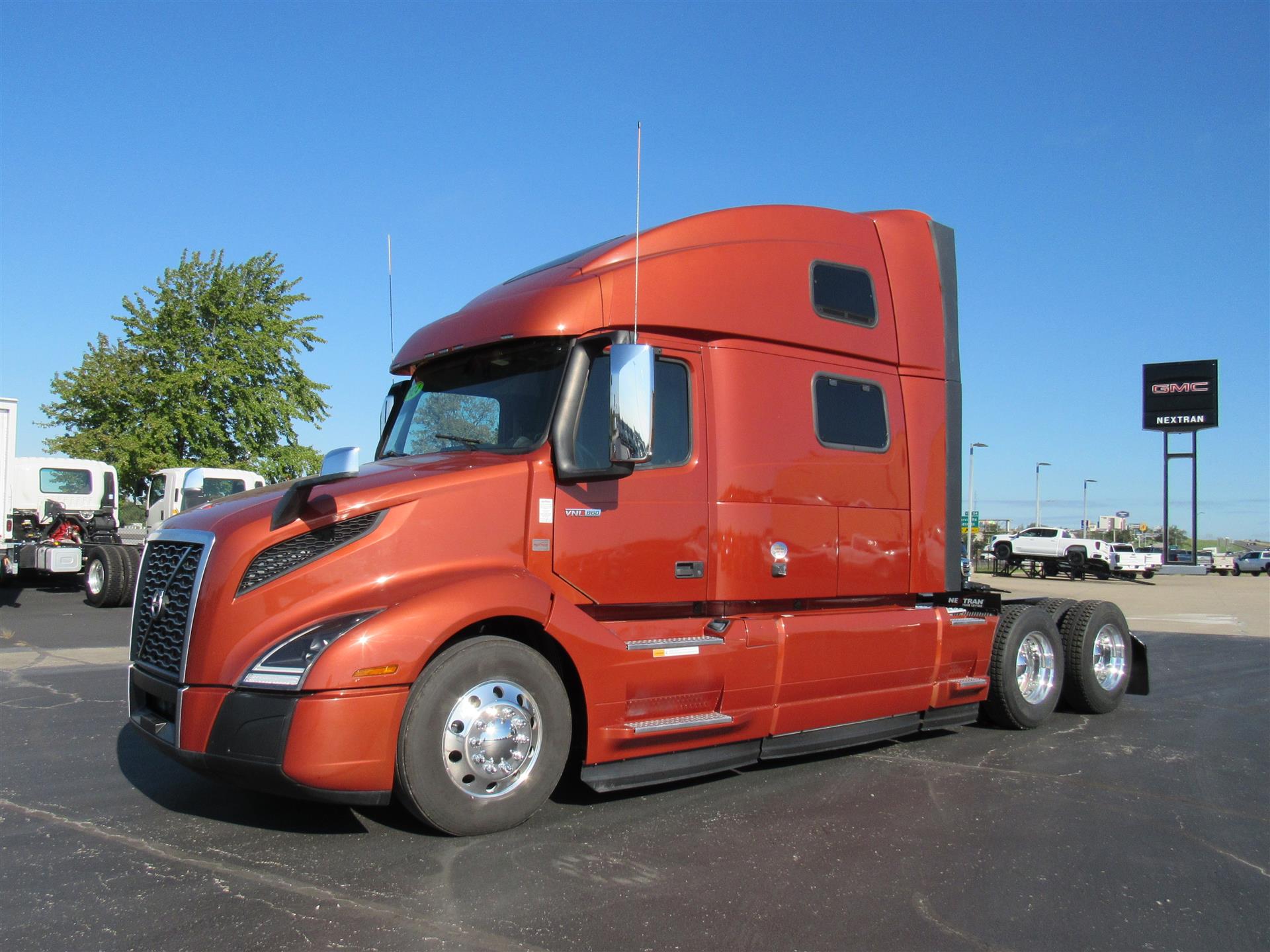 2024 Volvo VNL64T860