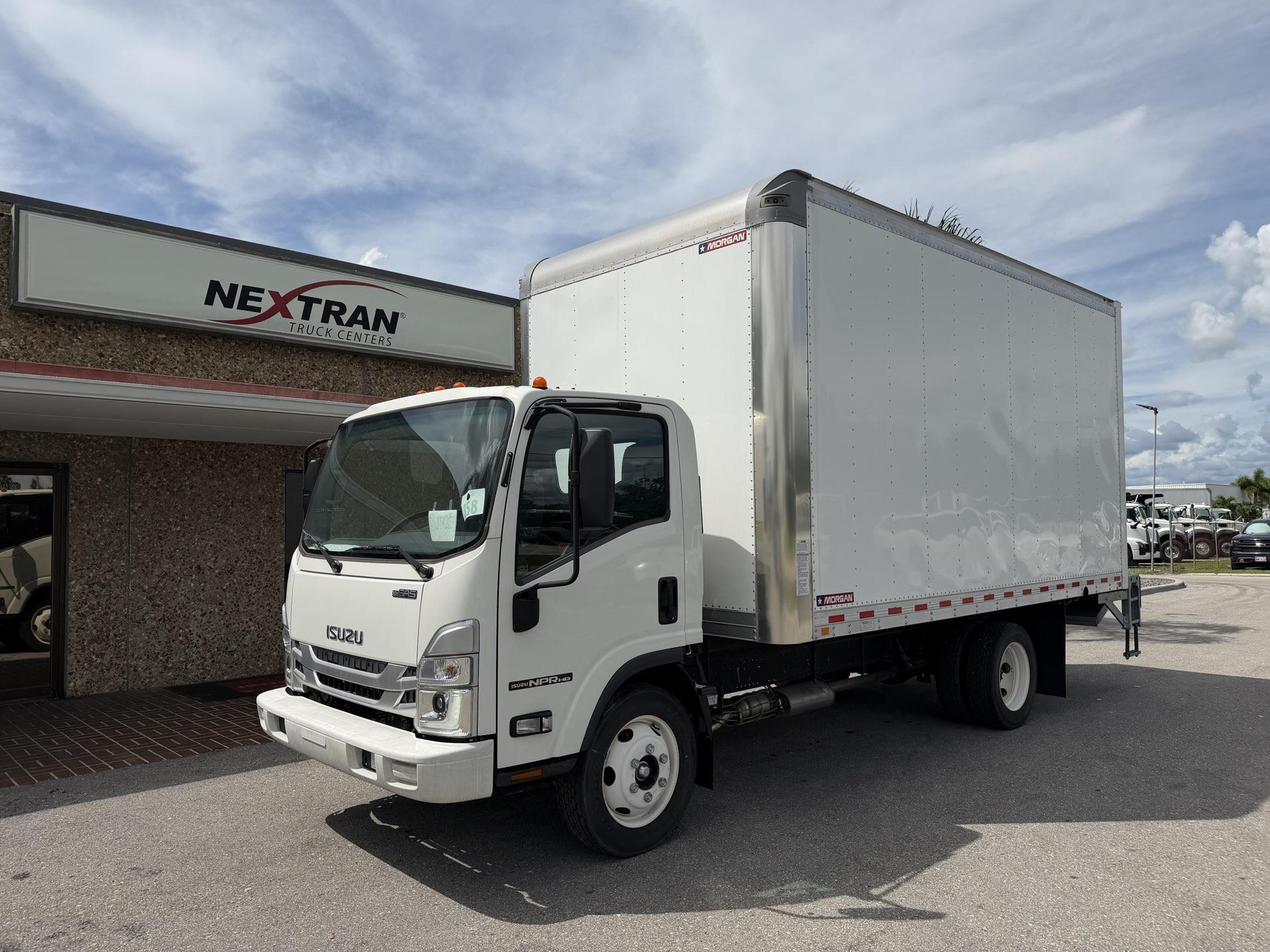 2024 Isuzu NPR-1F304